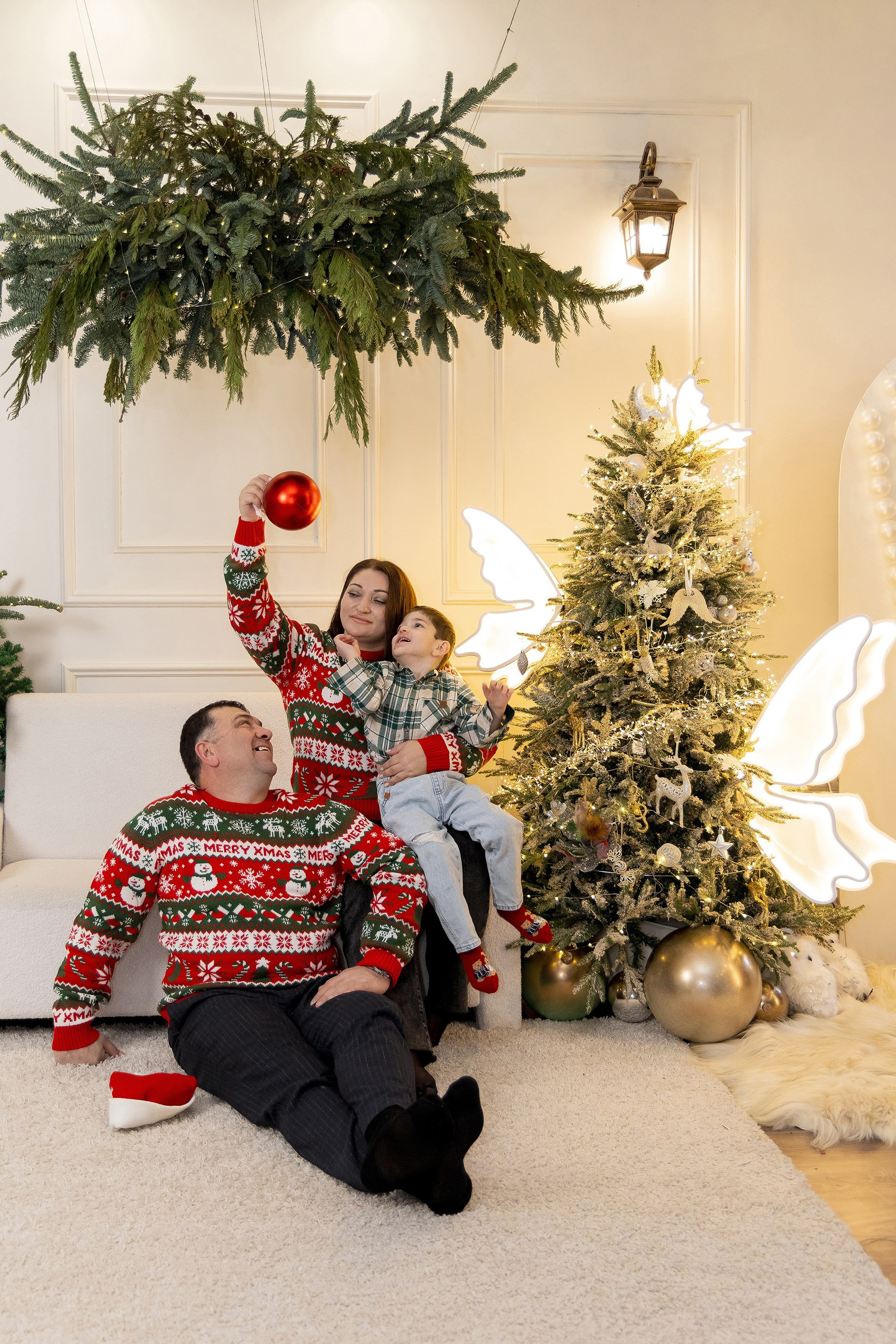 Амина с семьёй. Свадебный и семейный фотограф в Каспийске Алёна Нурмагомедова