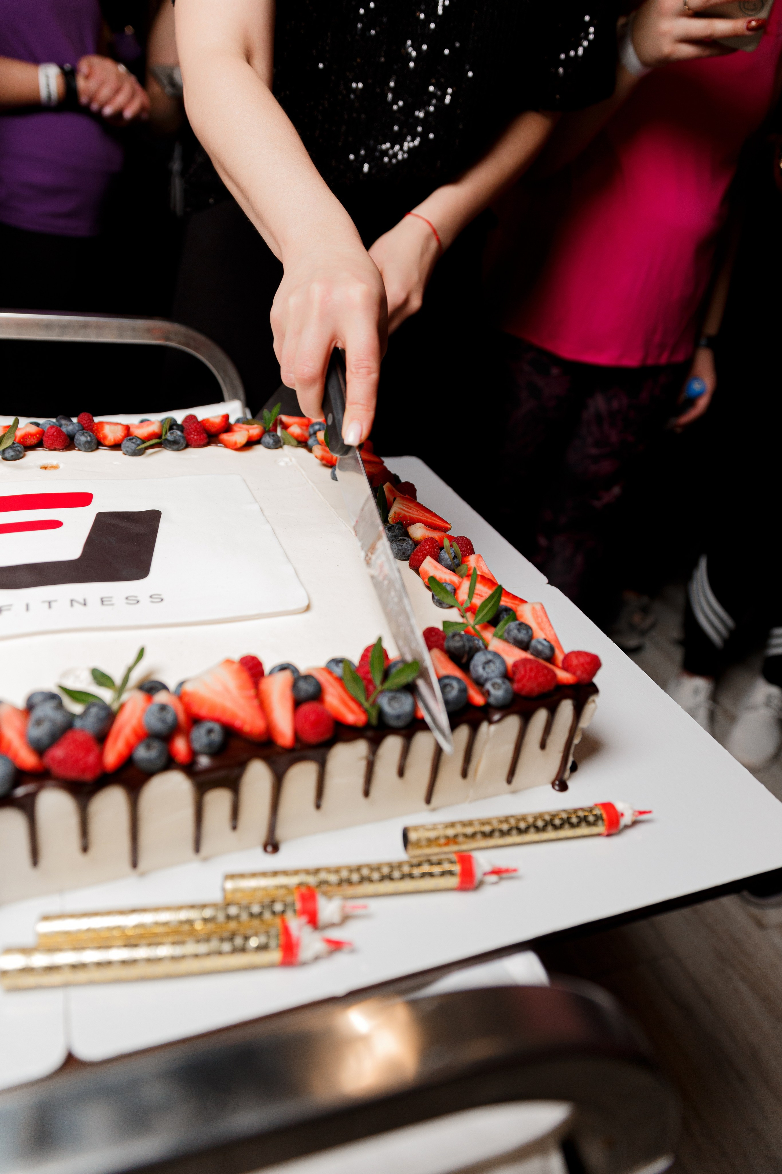 6 ЛЕТ Loft Fitness. Свадебный и репортажный фотограф в Ярославле Евгений Шовдин