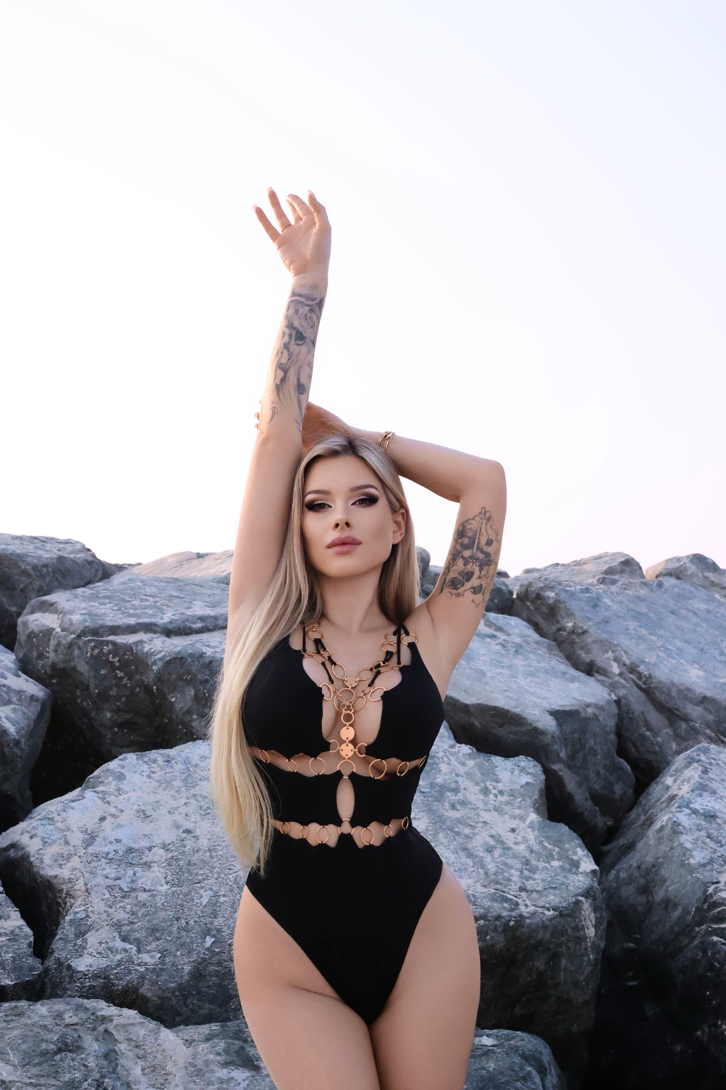 Beautiful Ladies — Beach. Maria Veber Portrait and Boudoir Photographer