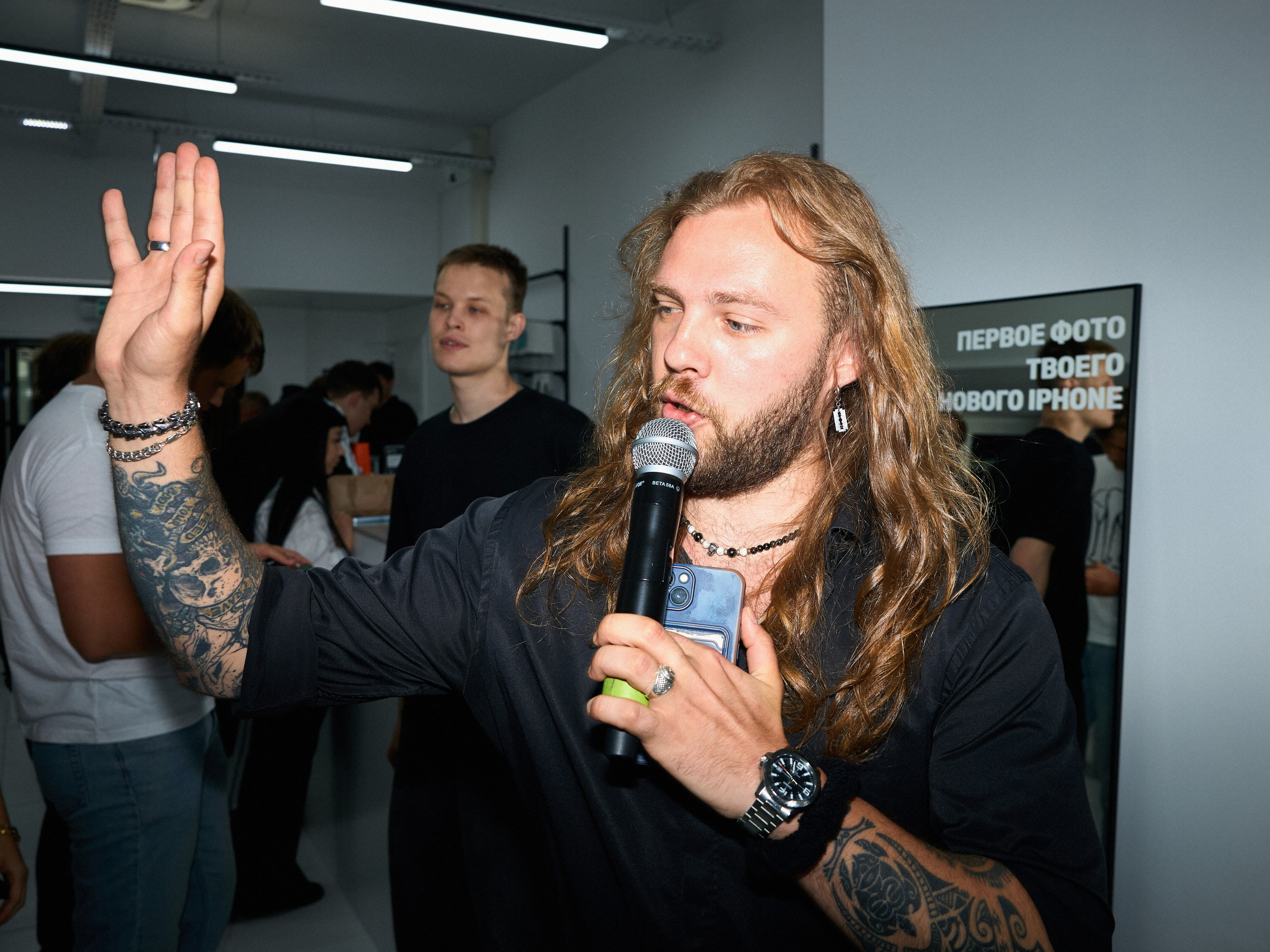 Открытие магазина техники 9:41. Фотограф Света Рыбакова