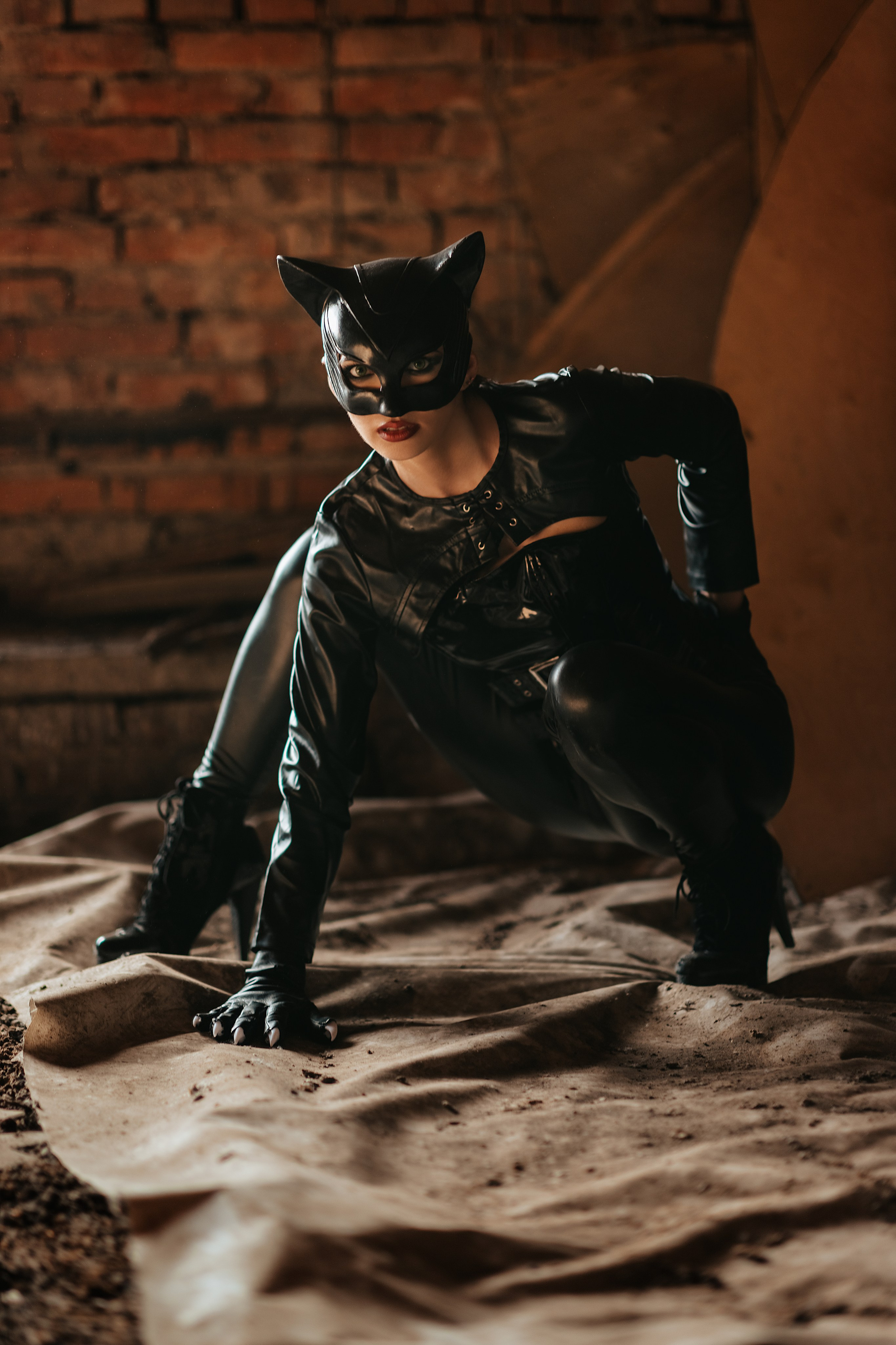 Женщина-кошка