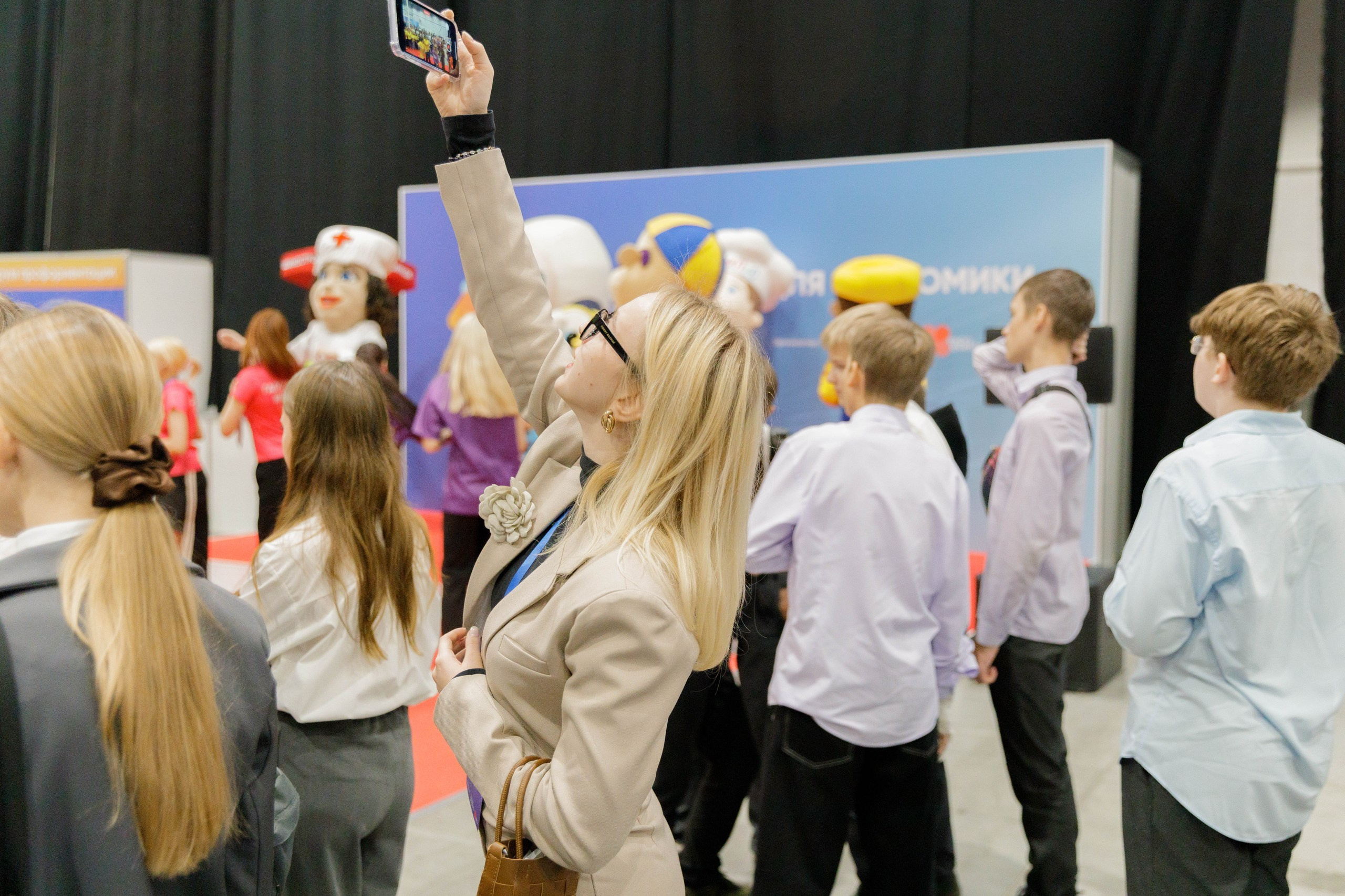 Выставка «Учебная Сибирь» 2024 г. Экспоцентр. Репортажный фотограф в Новосибирске Алена Помазунова