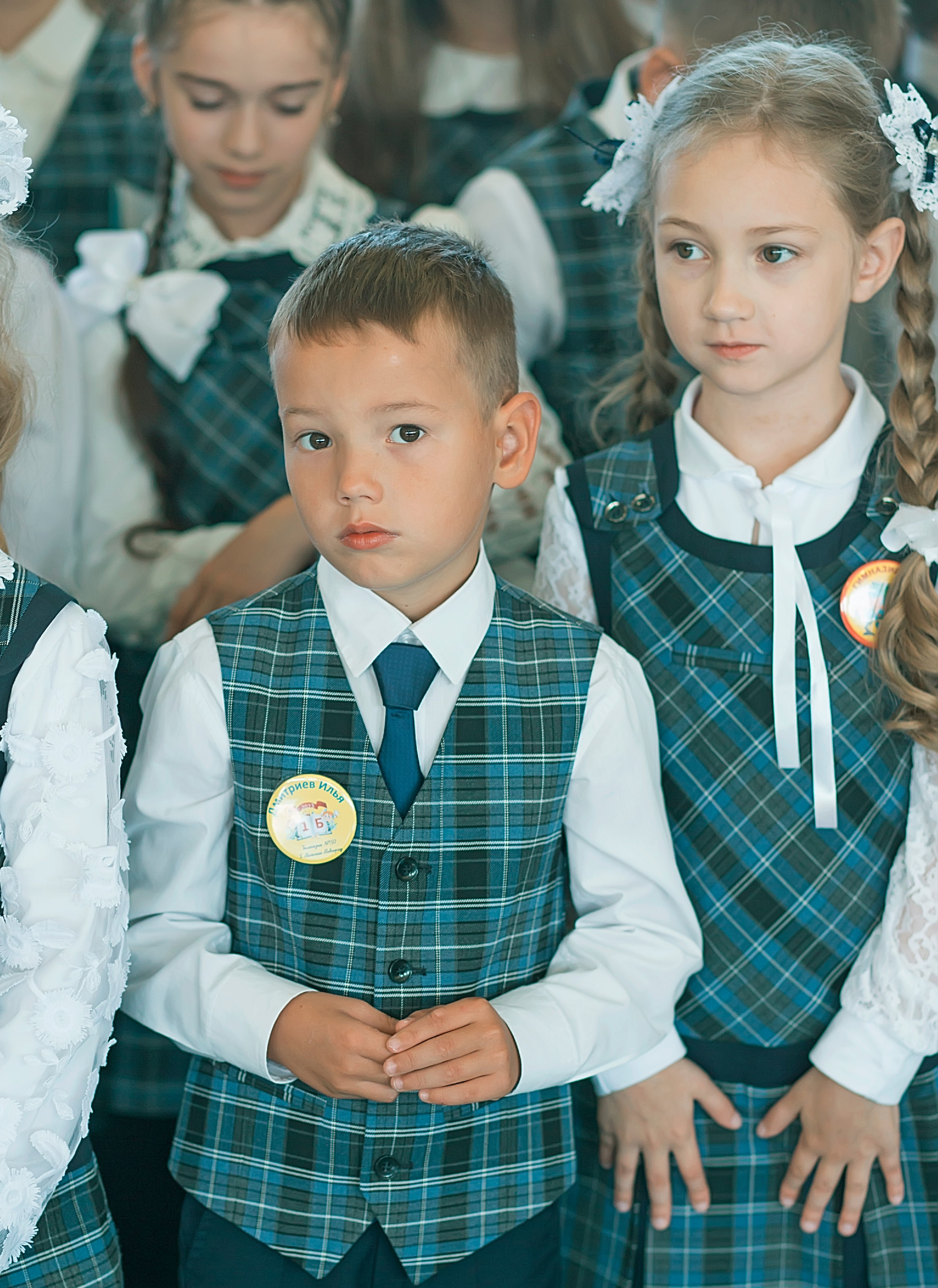 Первый класс линейка, в классе, портреты. Семейный и детский фотограф в Нижнем Новгороде