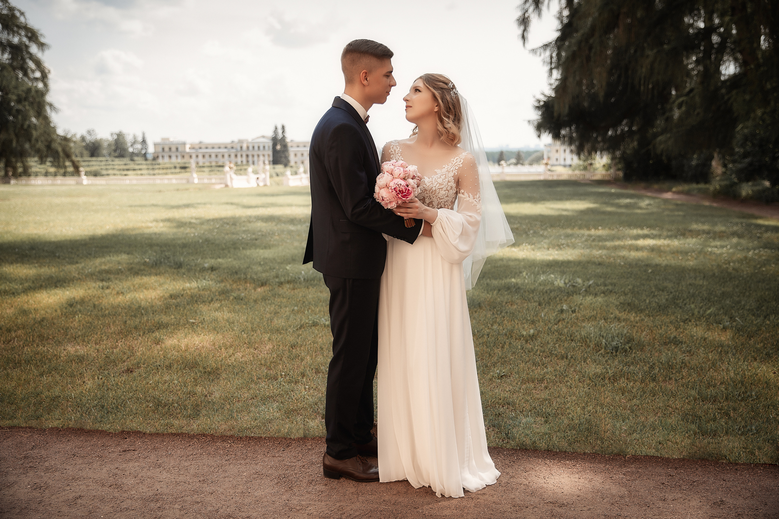 Стильная свадебная фотосессия Москва | Свадебный фотограф. Фотограф брендов и бизнеса в Москве Алексей Сентюрин