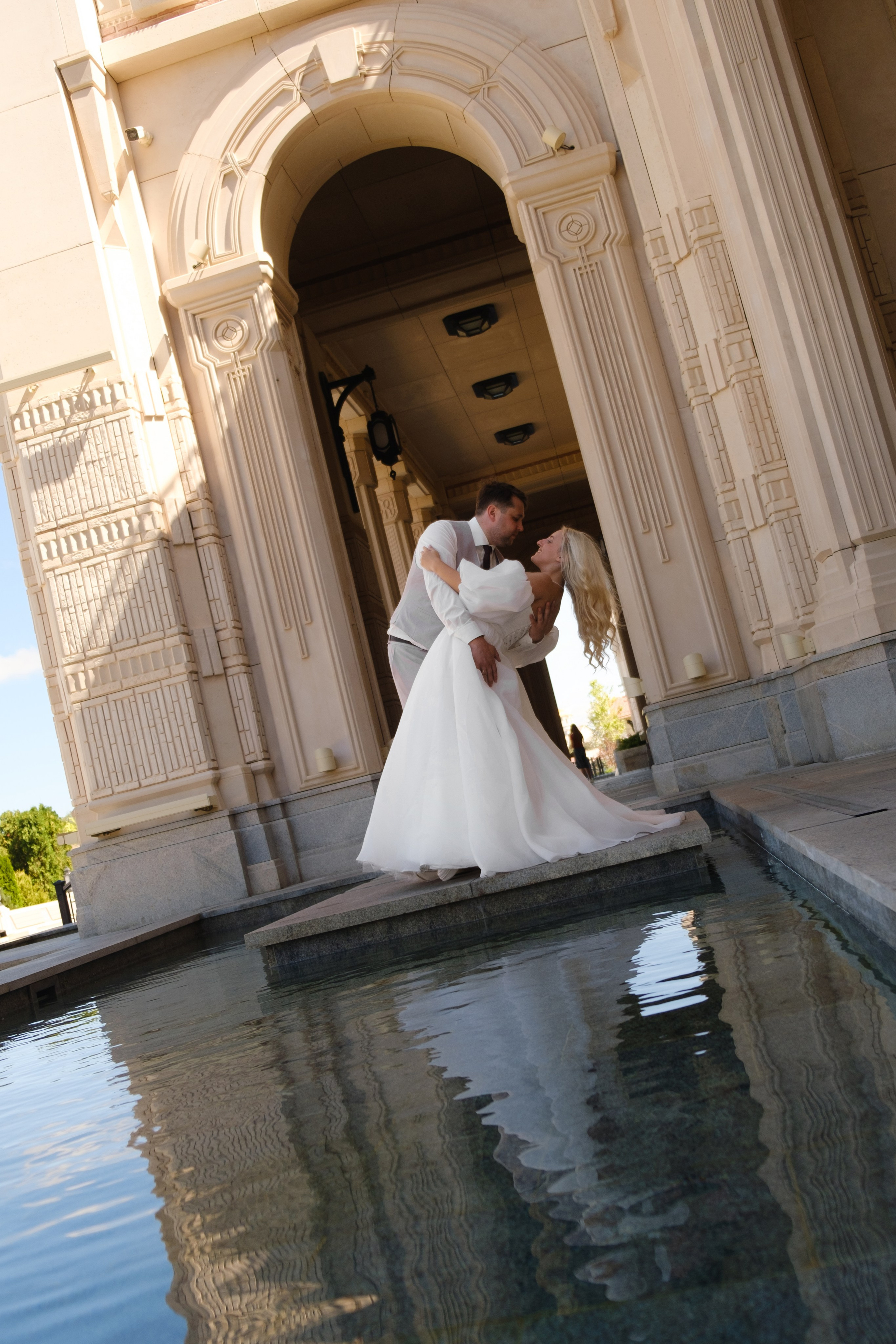 Свадебная фотосессия. Разные. Красивые фотографии. Профессиональная фотосъемка в Крыму. Натуральные эмоции и живые кадры. Забронируйте дату прямо сейчас!