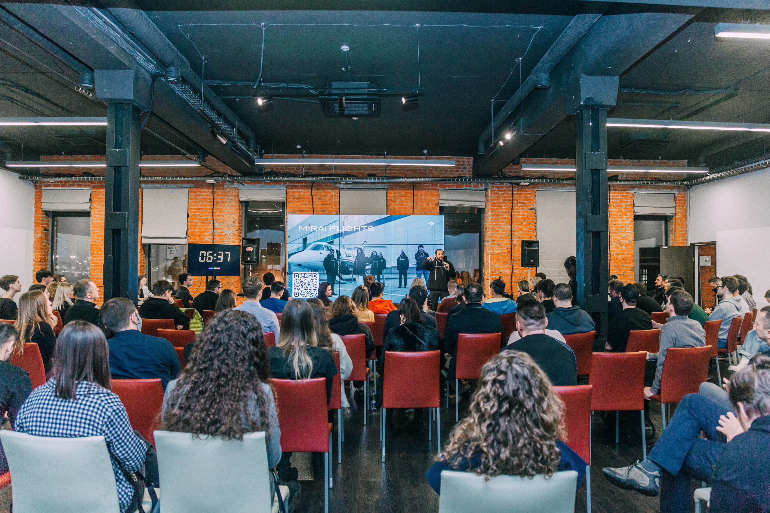 Founders` Mondays. Виктория Еремина — фотограф и видеограф в Москве