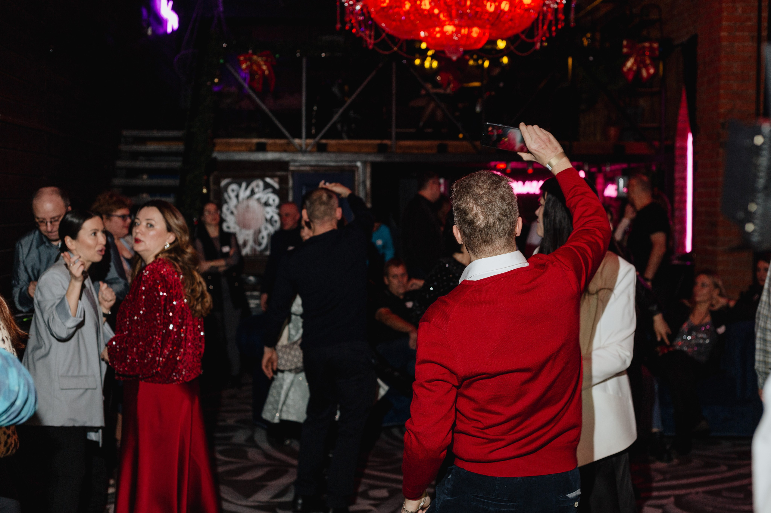 Вечеринка знакомств. Портретный фотограф Москва Юлия Трякина