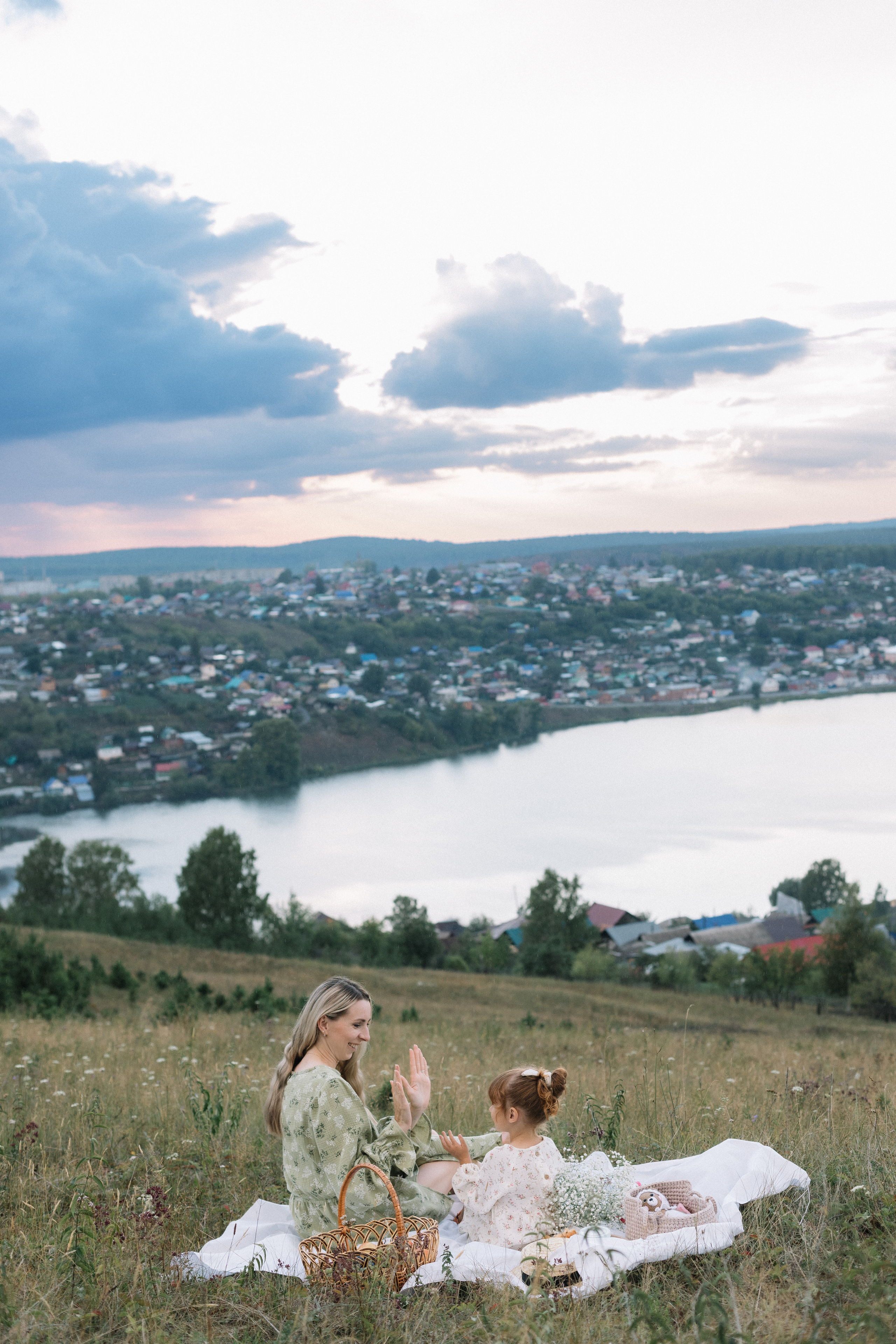 Перед грозой. Фотограф Регина Даниловна Усть — Катав