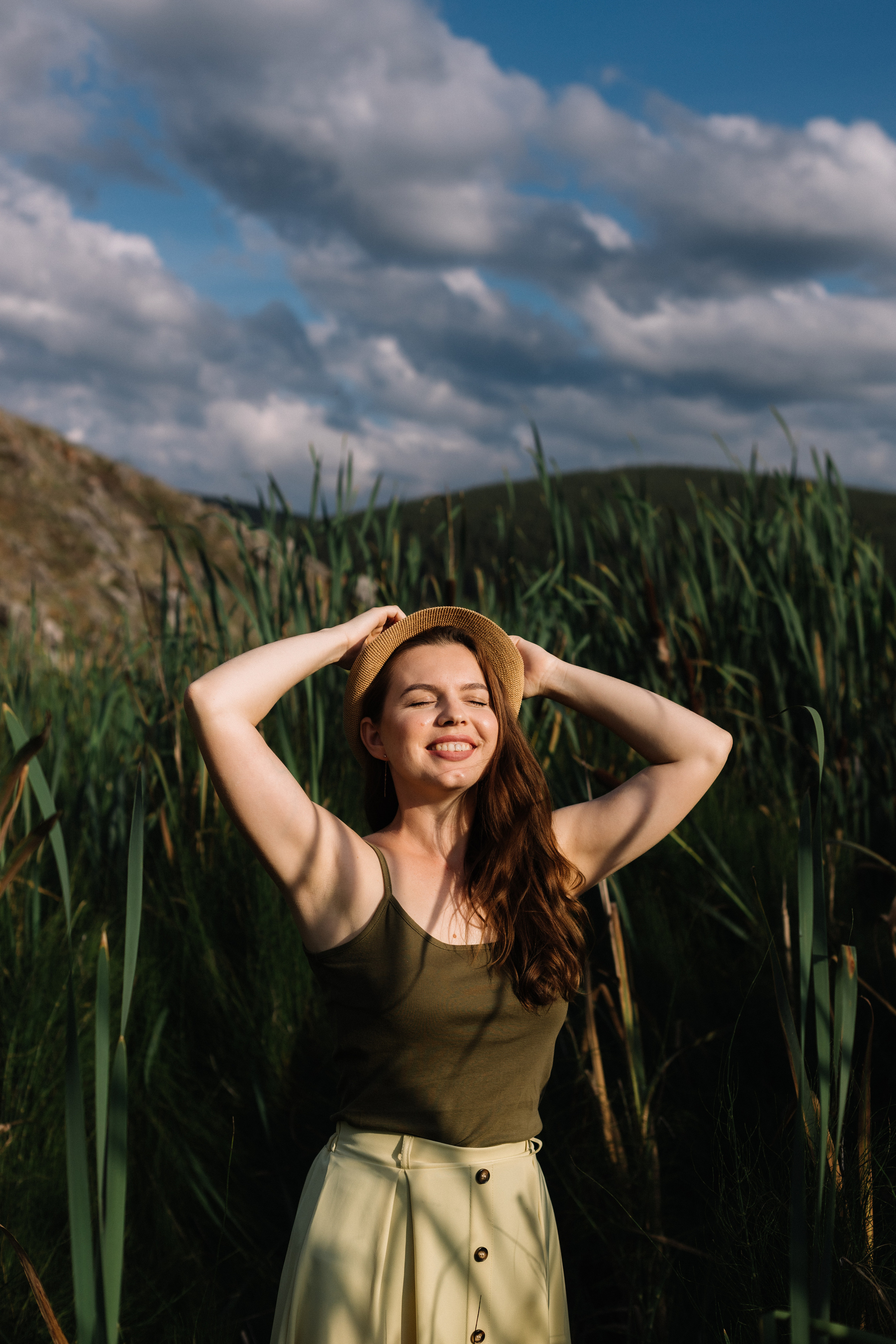 У пруда. Фотограф Регина Даниловна Усть — Катав