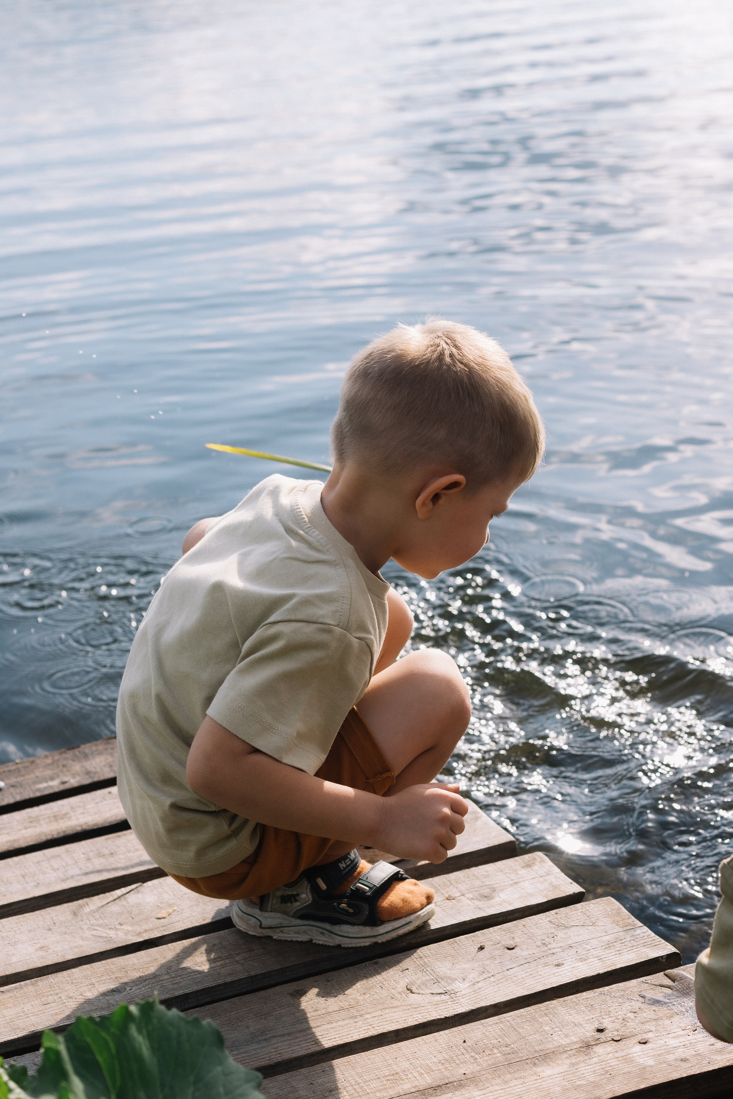 У пруда. Фотограф Регина Даниловна Усть — Катав