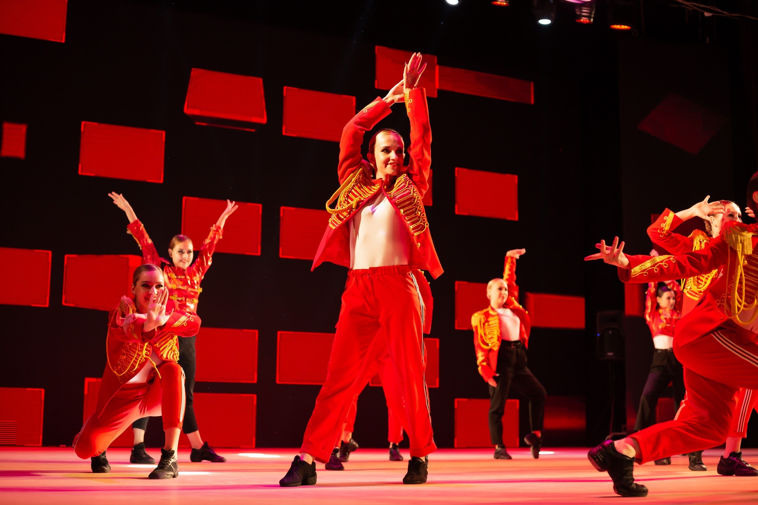 © Фотостудия "Олеся". Все права защищены. "Любое использование или копирование материалов или элементов дизайна сайта допускается только с разрешения правообладателя и со ссылкой на источник".