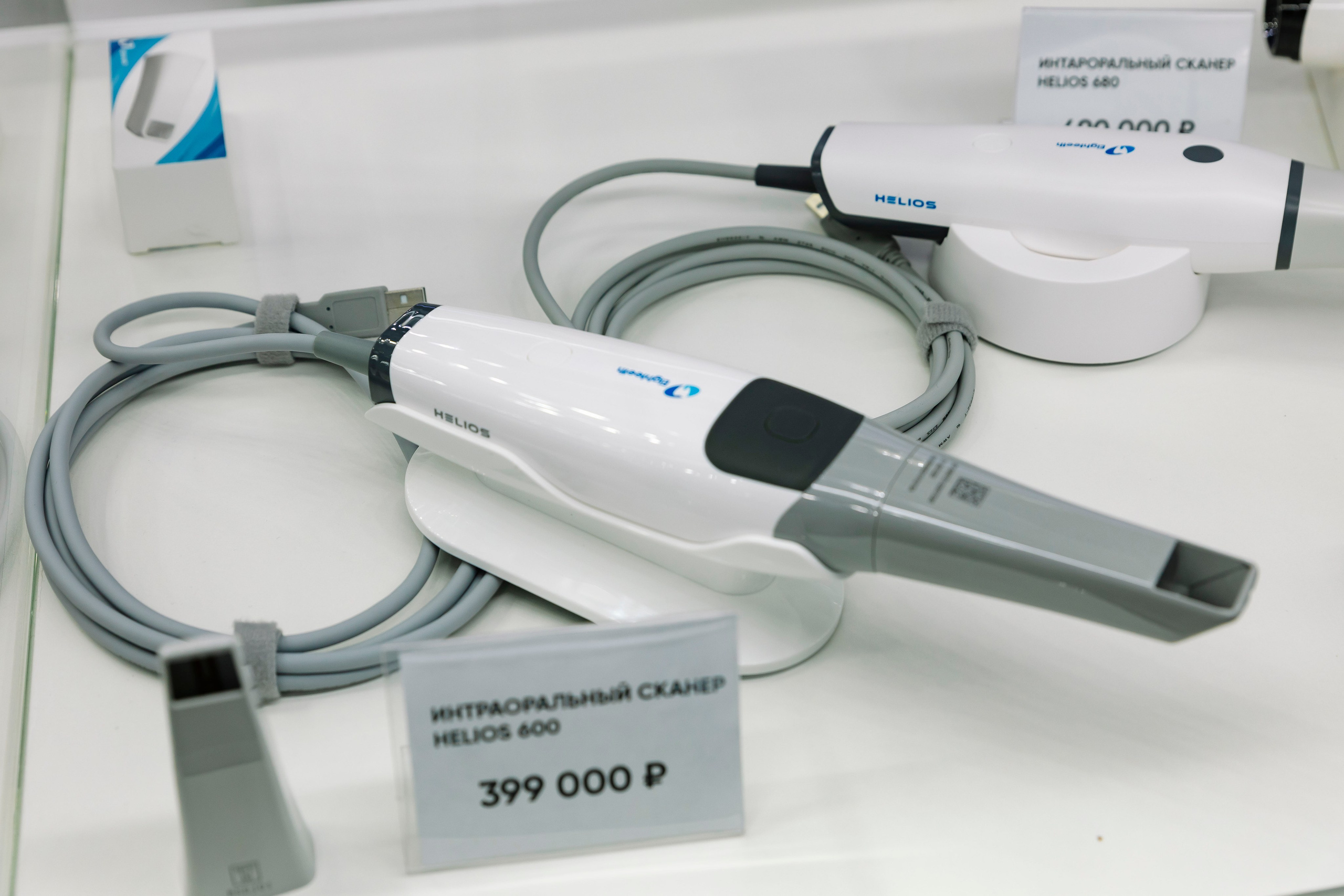 Стоматологическая выставка Dental Salon 2026. Профессиональный фотограф в Москве | Заказать фотосессию и съемку