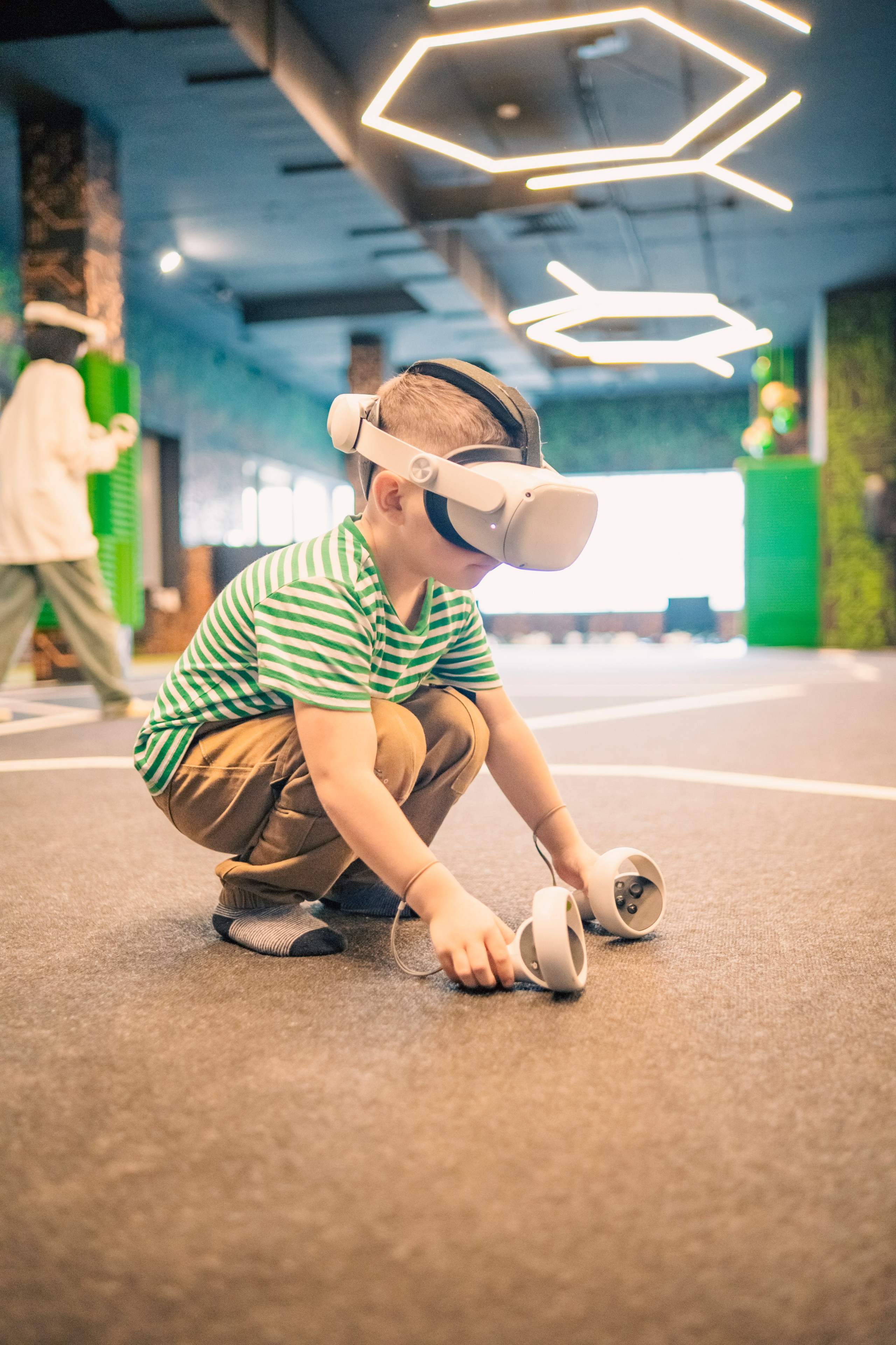 VR April-May. Felixtones