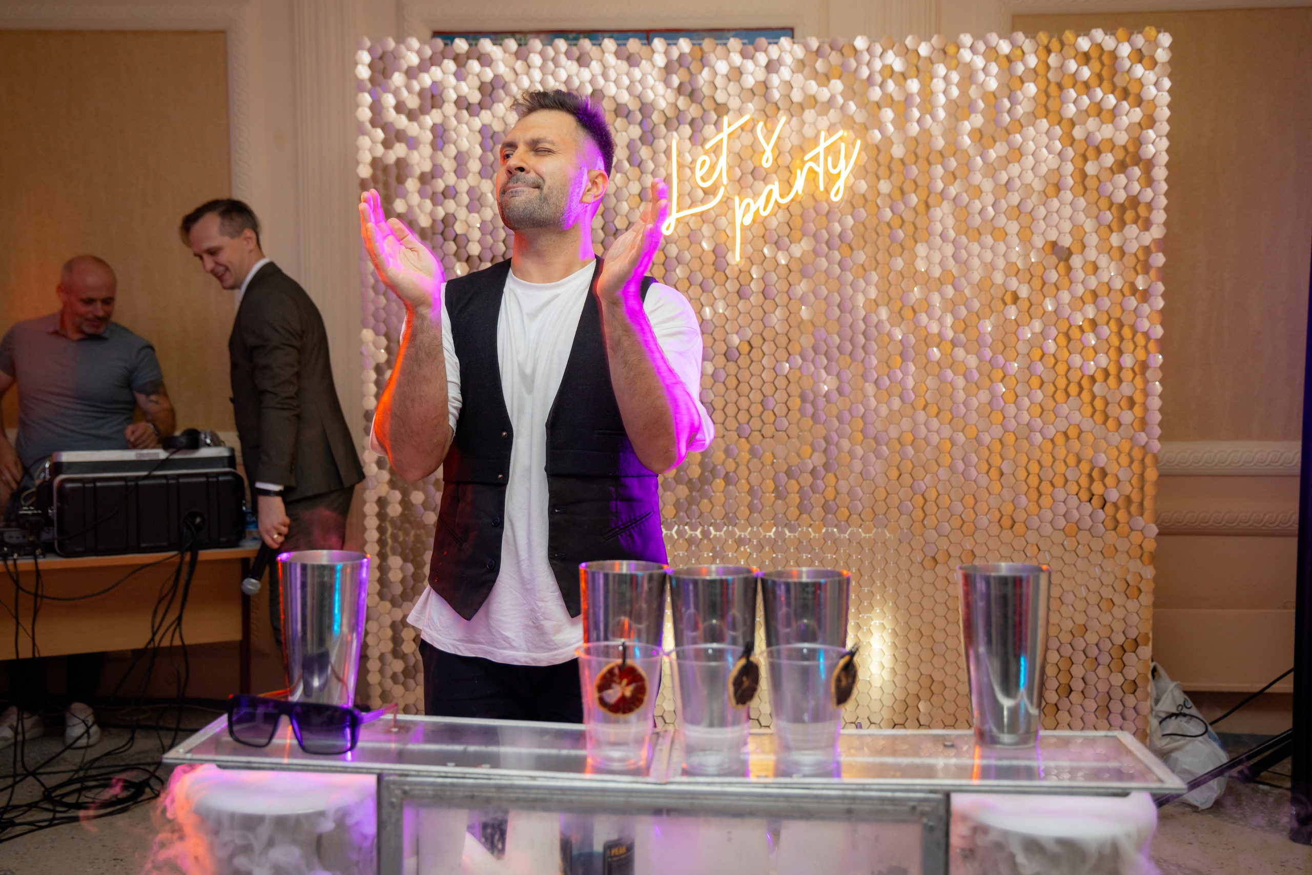 Школьный выпускной 2024 год в Соколе (Минск). Свадебный фотограф в Минске/Беларуси Сергей Спиридонов