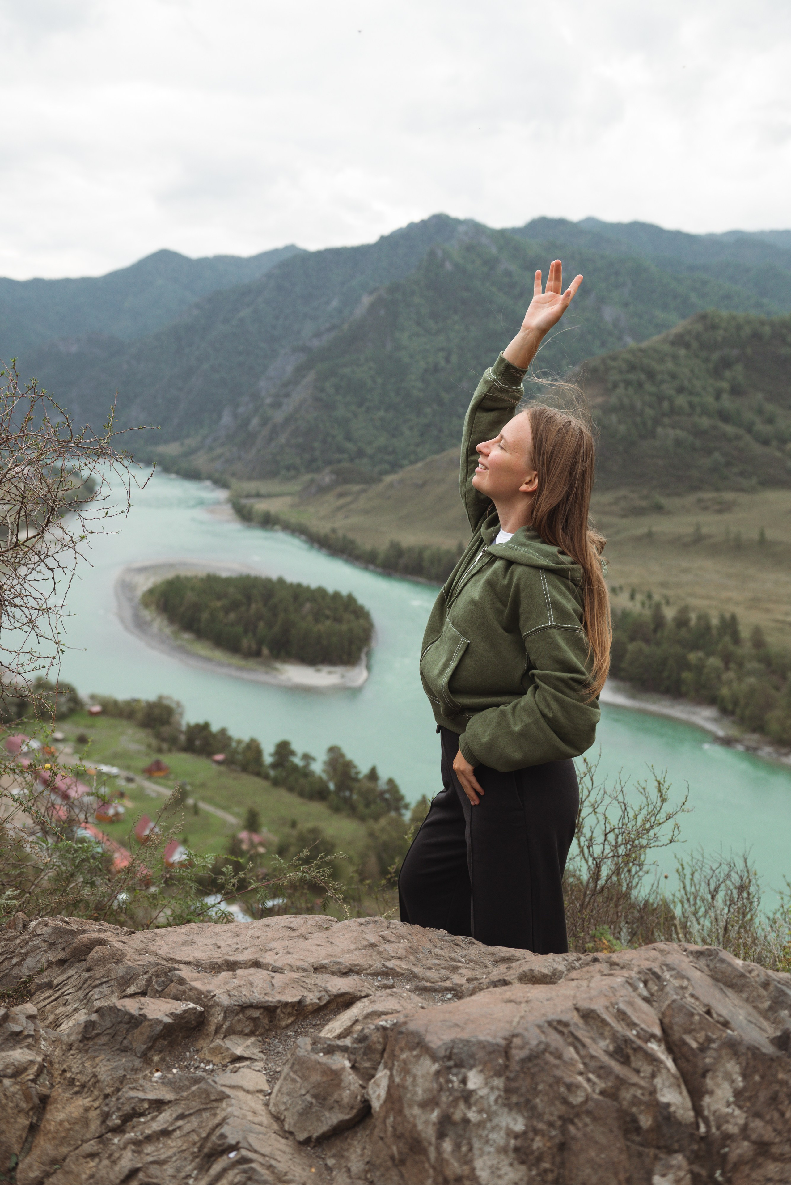 Ретрит по Горному Алтаю. Фотограф Москва Настя Профотовна. Репортажные, свадебные и контент фотосессии