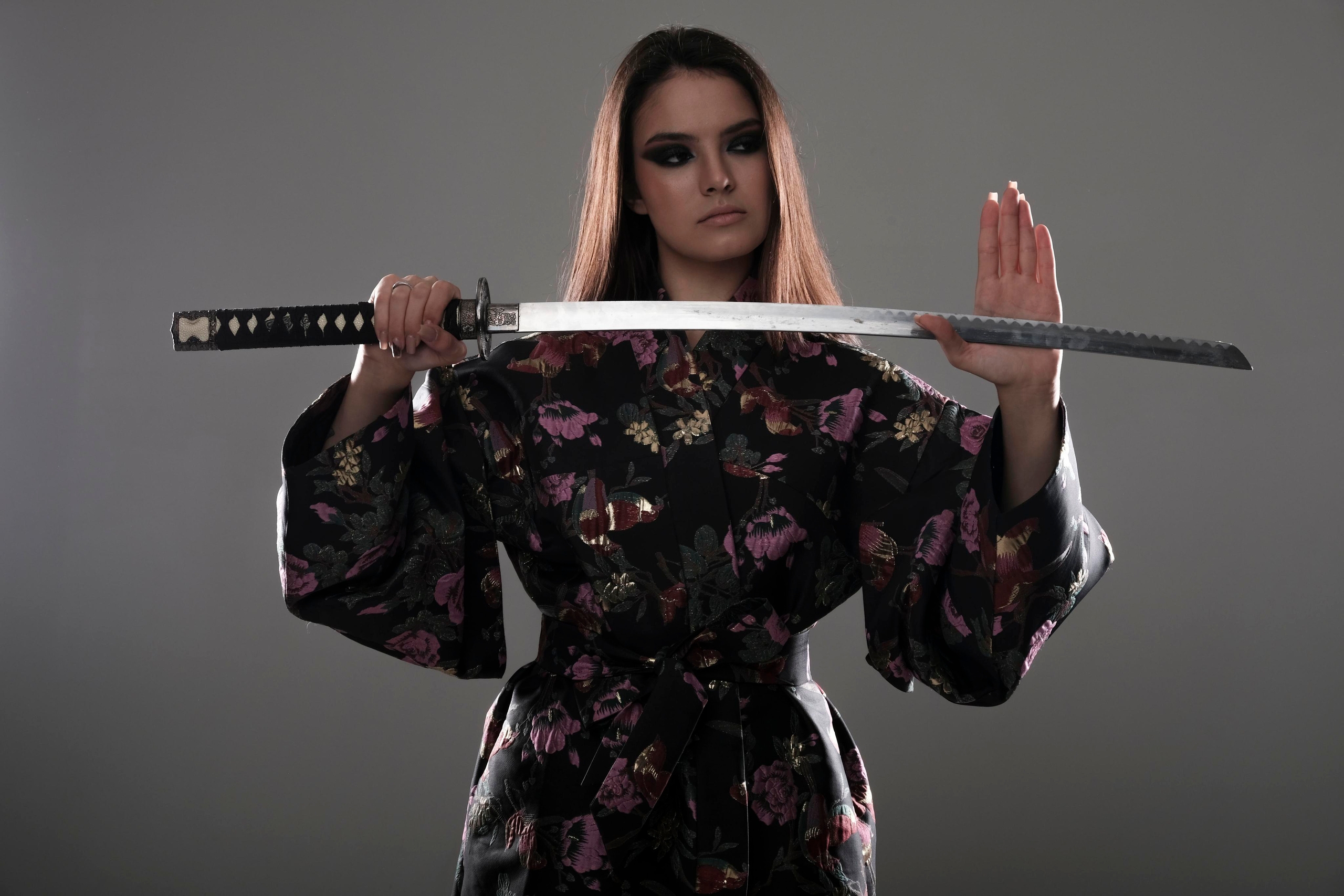 Город грехов. Студийный, портретный, семейный фотограф Южно-Сахалинска Яна Радаева