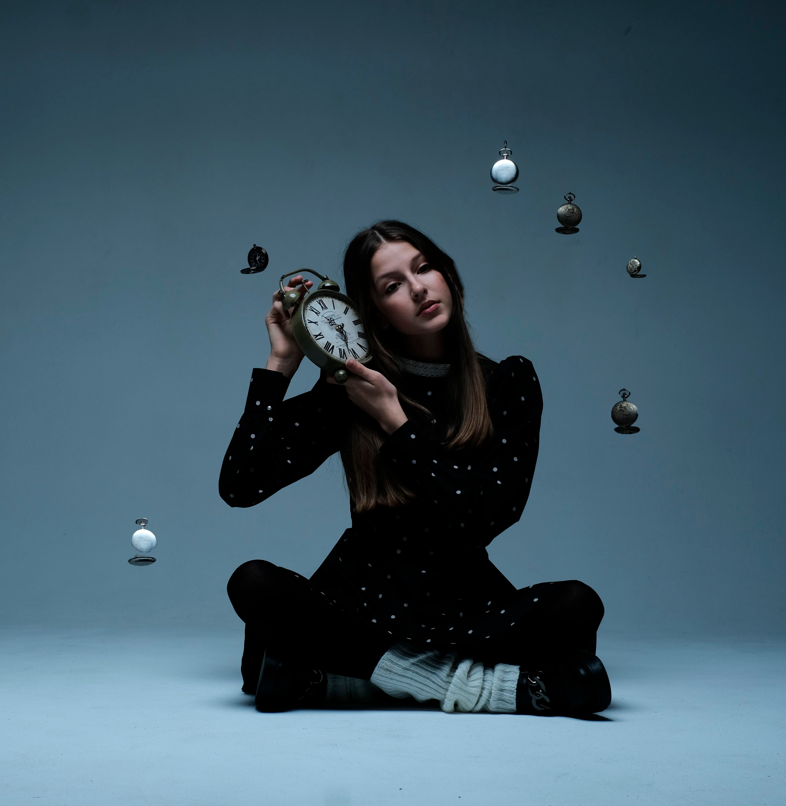 Часы. Студийный, портретный, семейный фотограф Южно-Сахалинска Яна Радаева