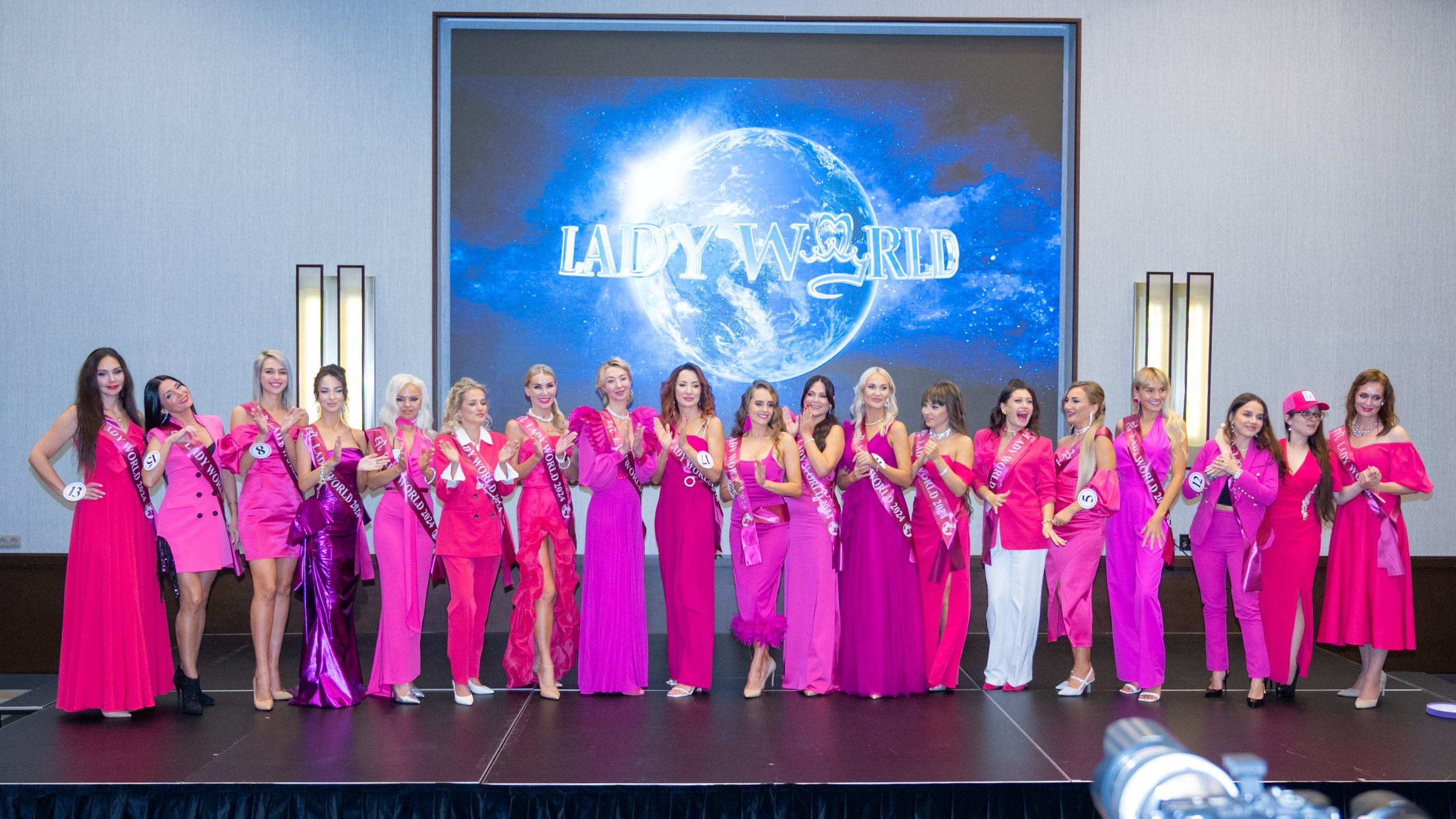Церемония открытия Конкурса красоты «LADY WORLD» 2024. Фотографирую счастливых людей в Сочи