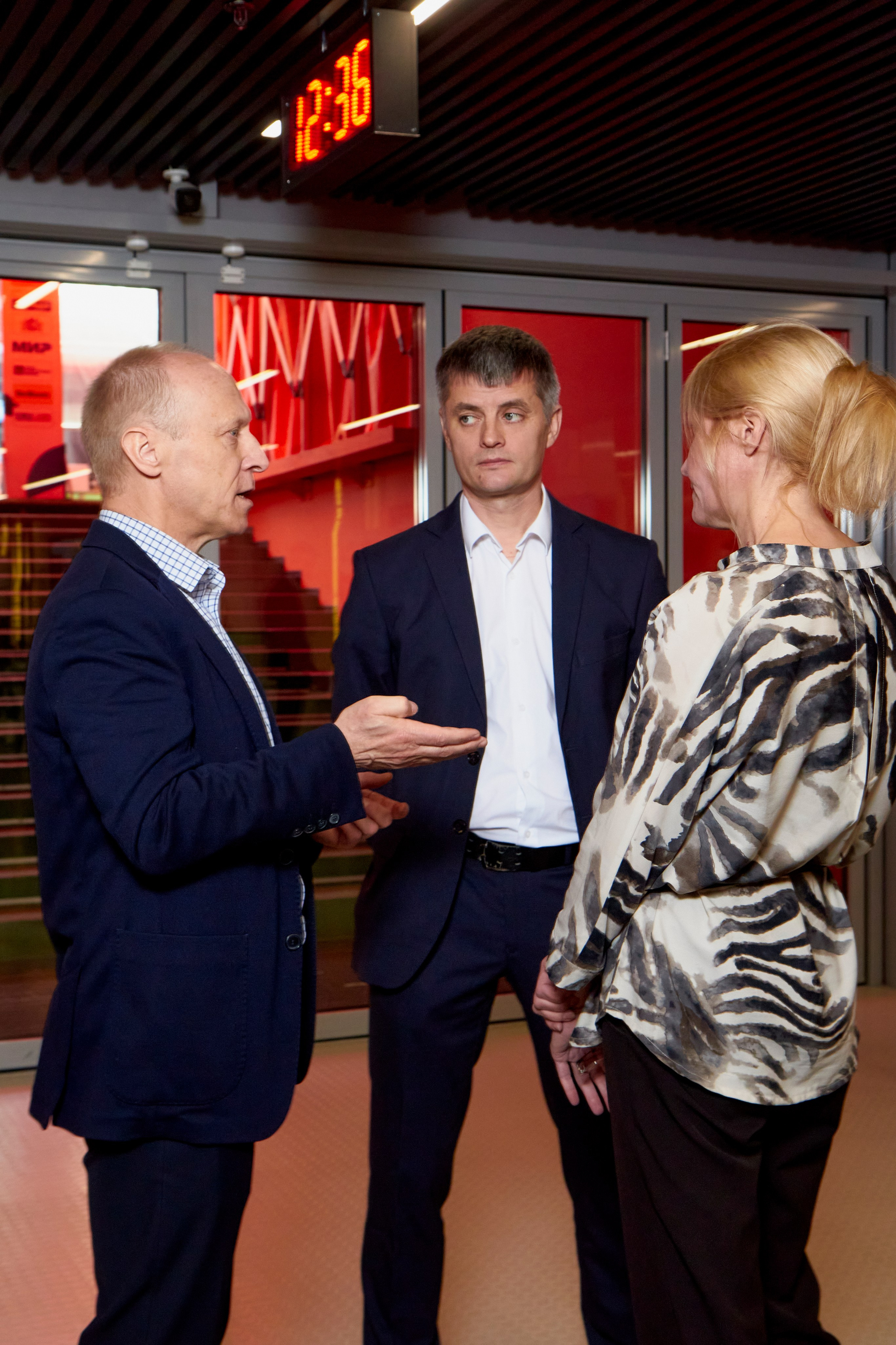 Мастер Ватт, конференция Екатеринбург 2023. Предметный и репортажный фотограф Алексей Кротов