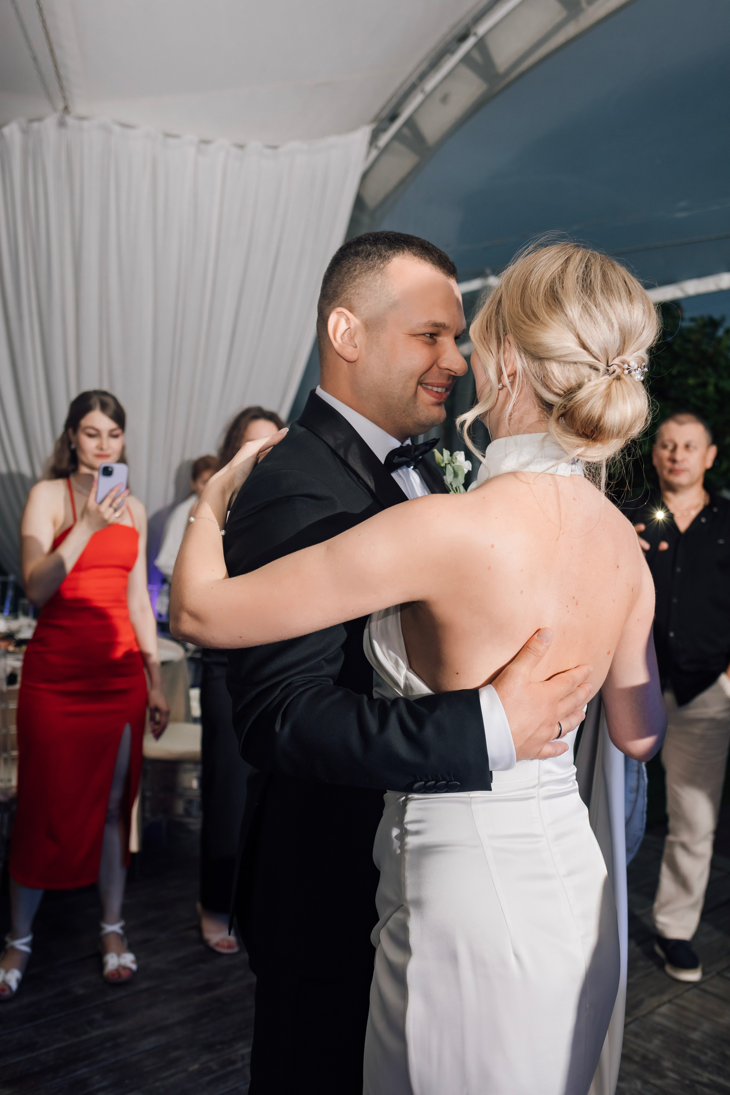 Ольга и Сергей. Свадьба в шатре. Свадебный и семейный фотограф в Москве Евгения Лисина