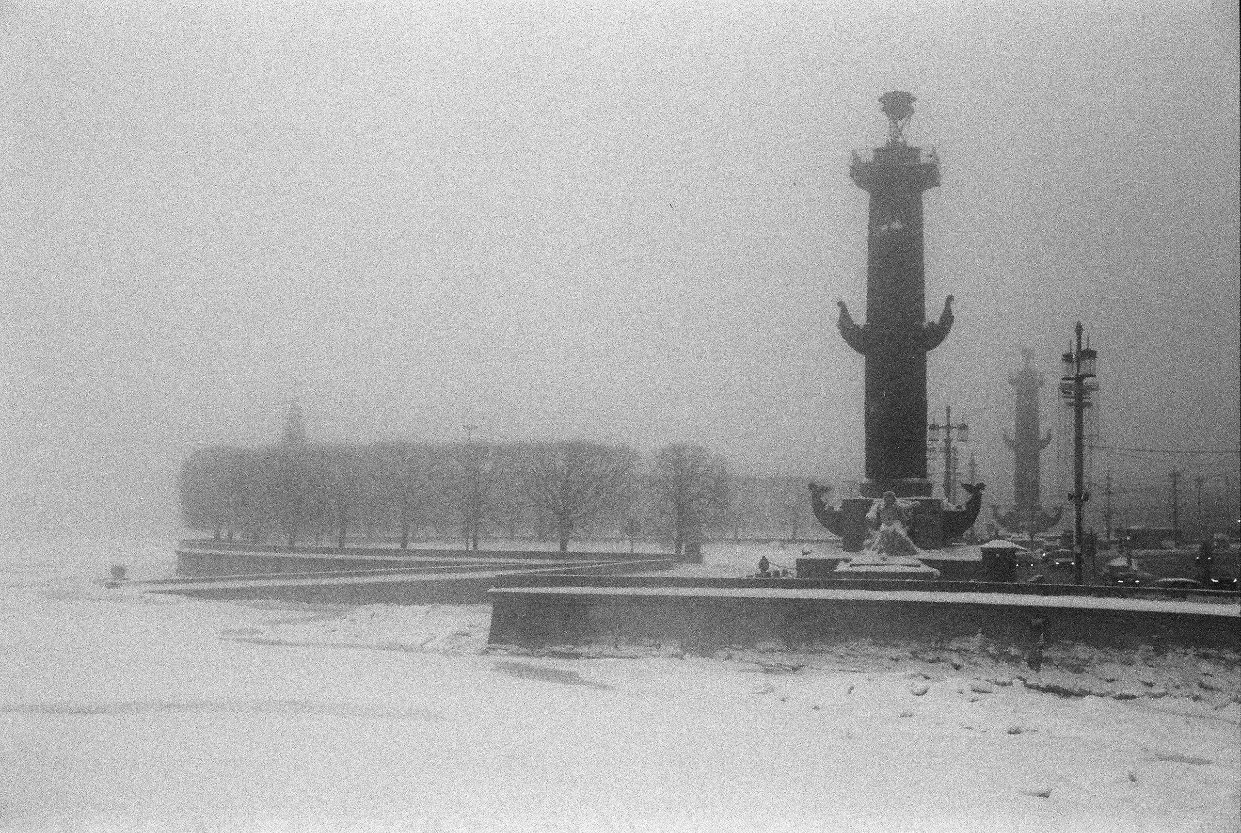 Фотографии черно-белые. Свадебный и семейный пленочный фотограф в Петербурге Истомина Ирина