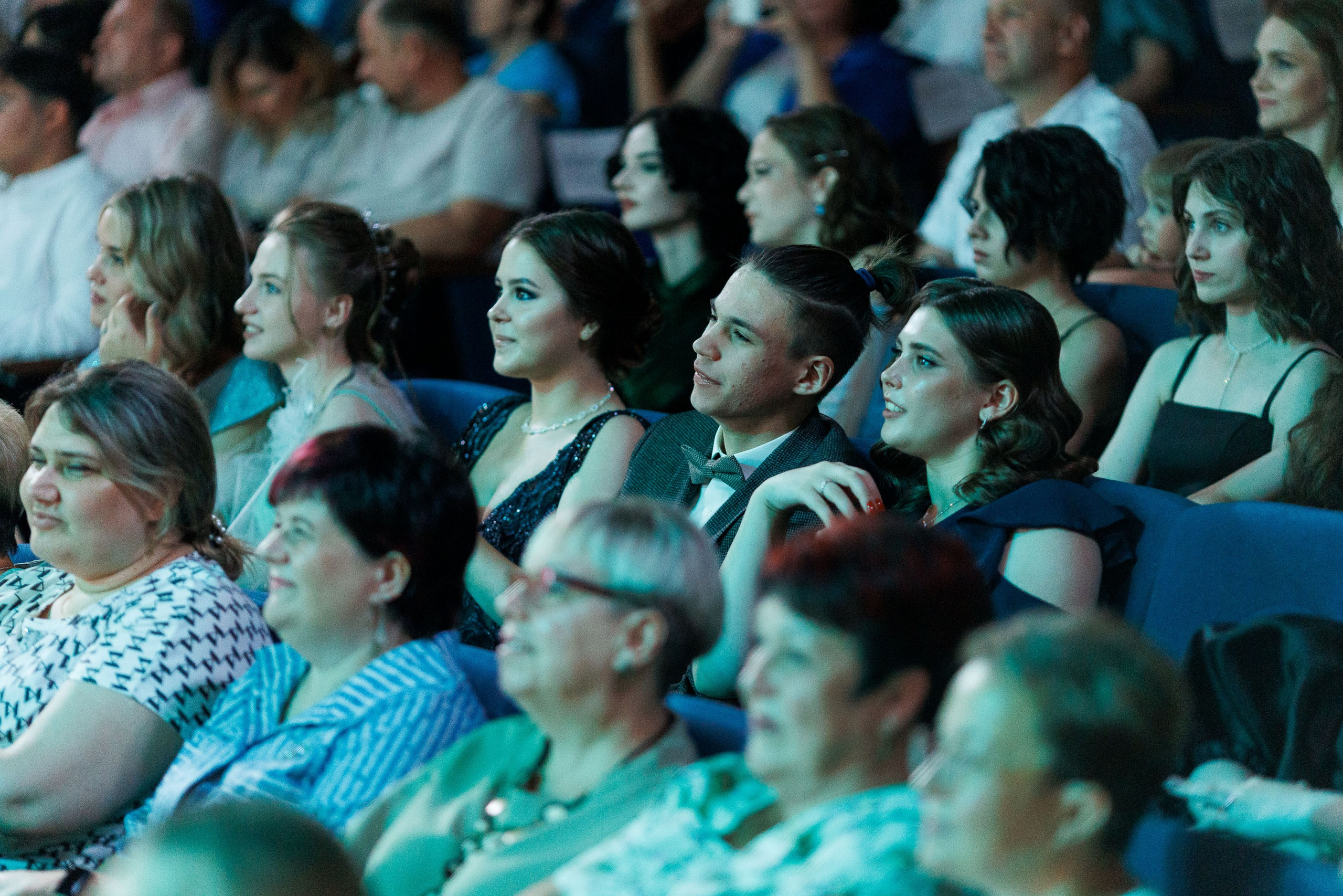 Выпускной — 2023 г. Фотограф Шейдаев Эмин г. Волгоград