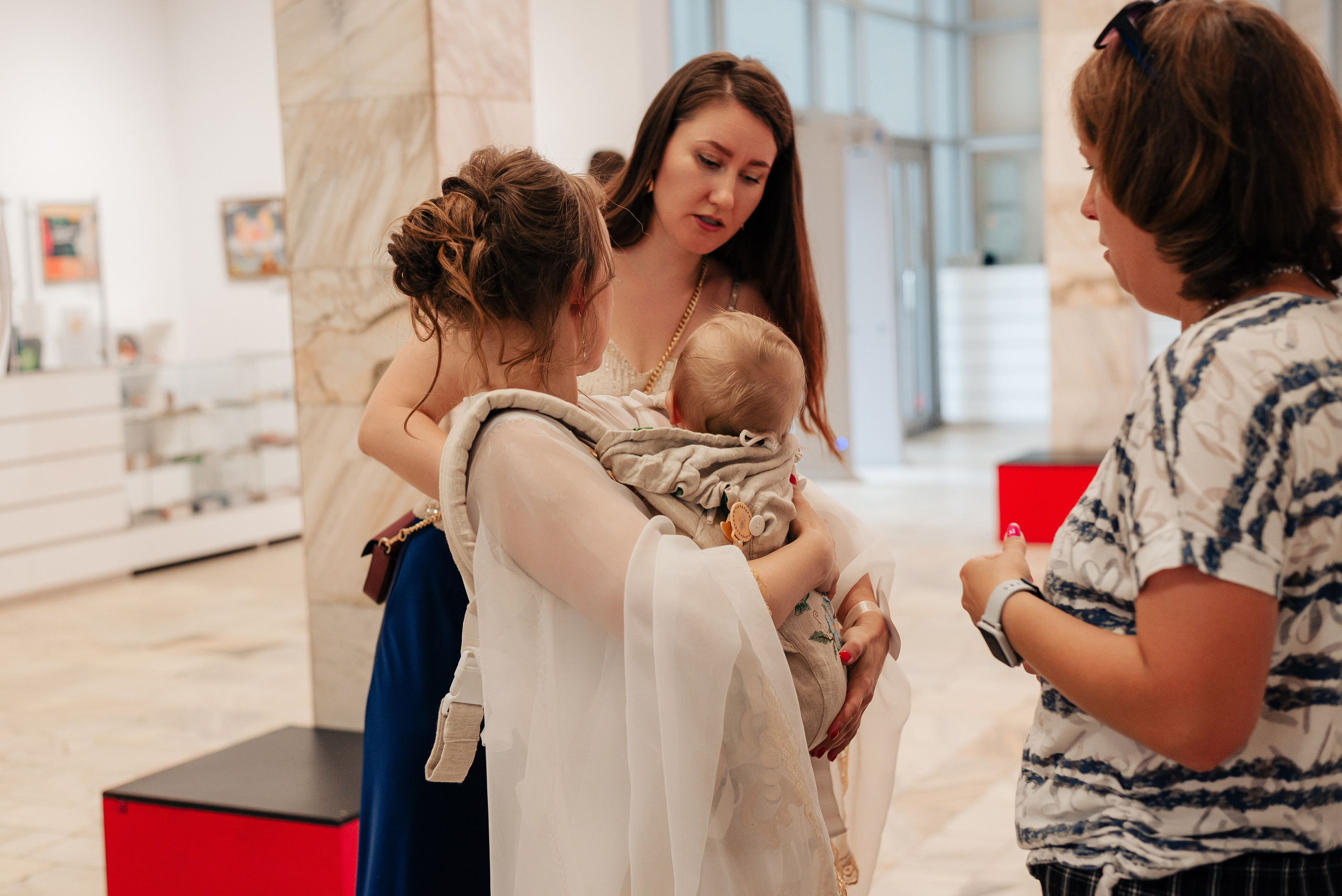 Слингомама Иваново 2025. Семейный и детский фотограф Иваново Ксения Азаренкова