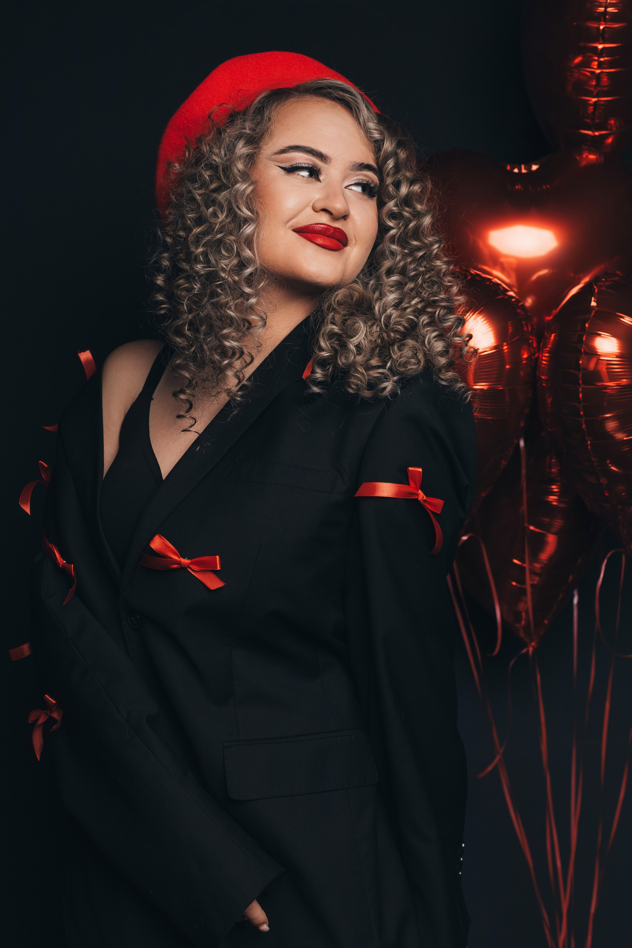 Фото день к 14 февраля.Эля