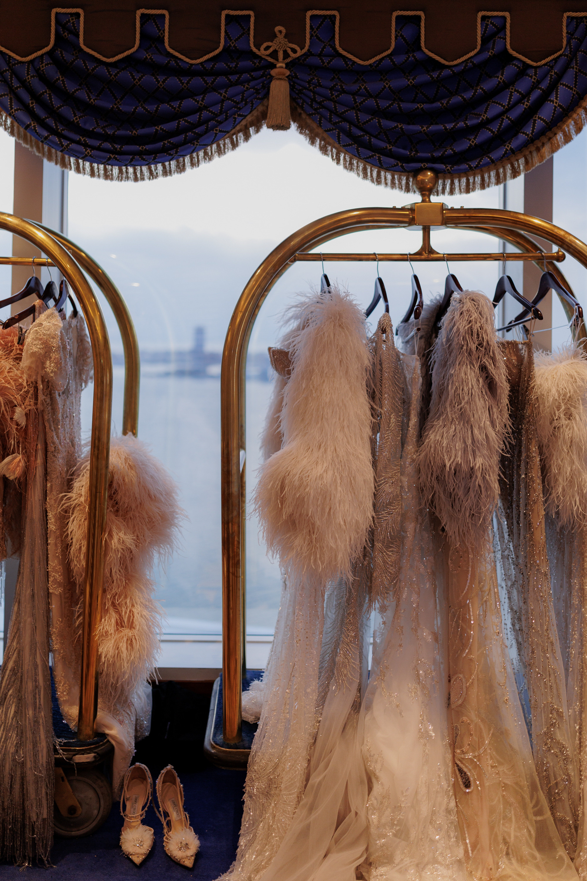 Show CHAMOVSKIKH. Anton Prokopenkov Wedding and Portrait Photographer