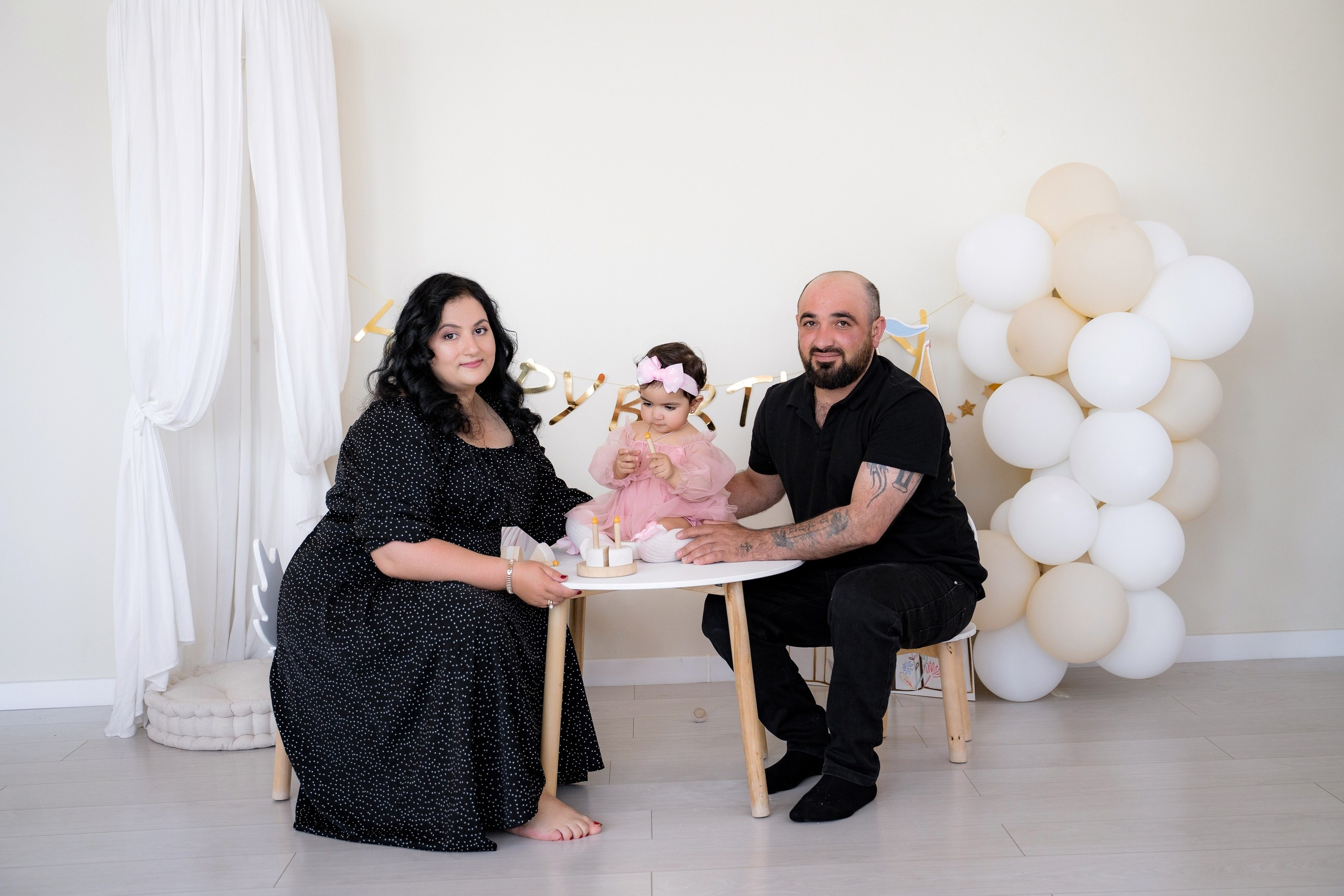 Фотосессия Cake Smash. Фотостудия Малина в городе Улан-Удэ. Фотограф Ирина Жарникова