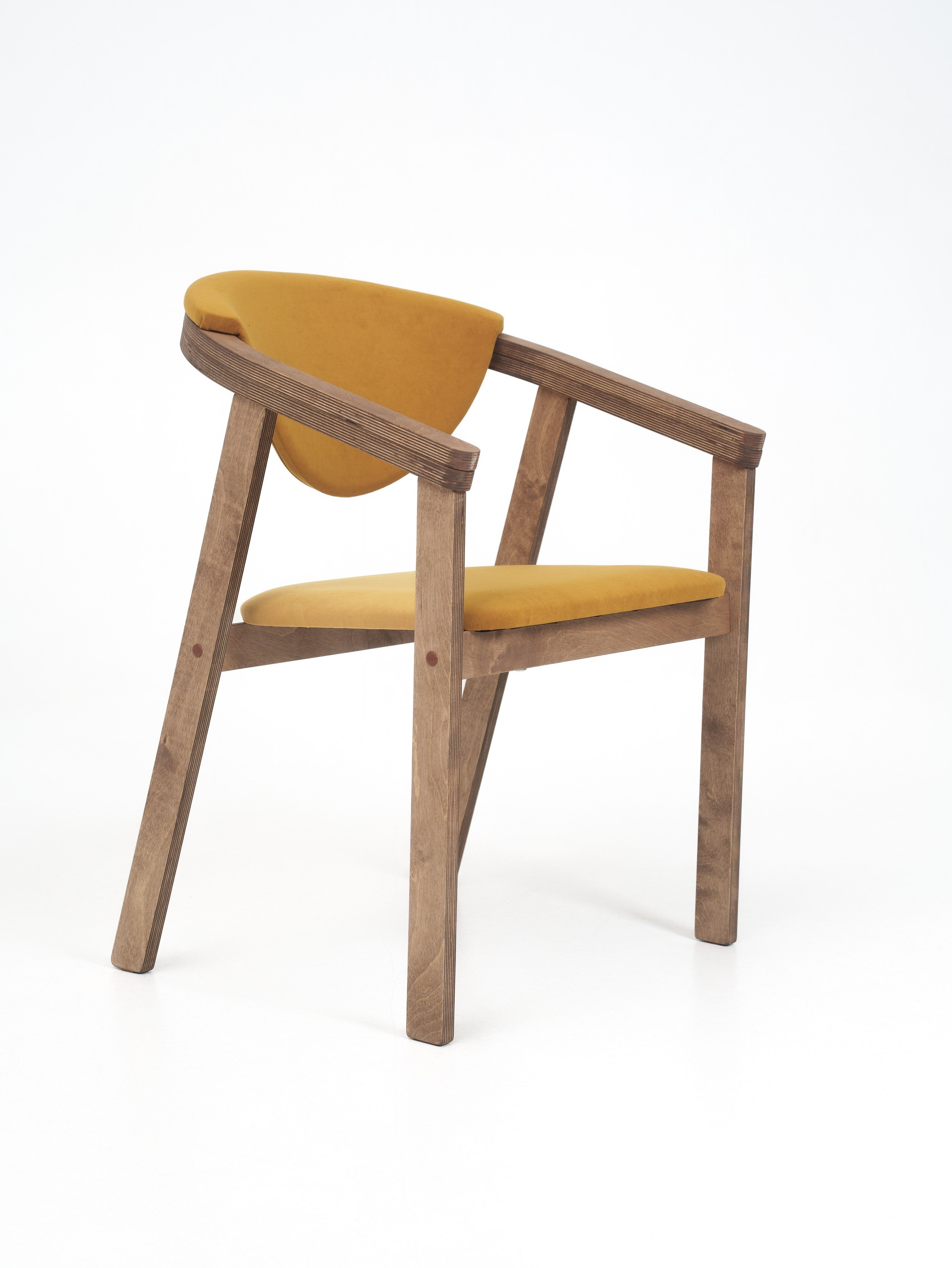 Столы и стулья для маркетплейсов. Иван Упоров — фотограф, рилсмейкер чебоксары