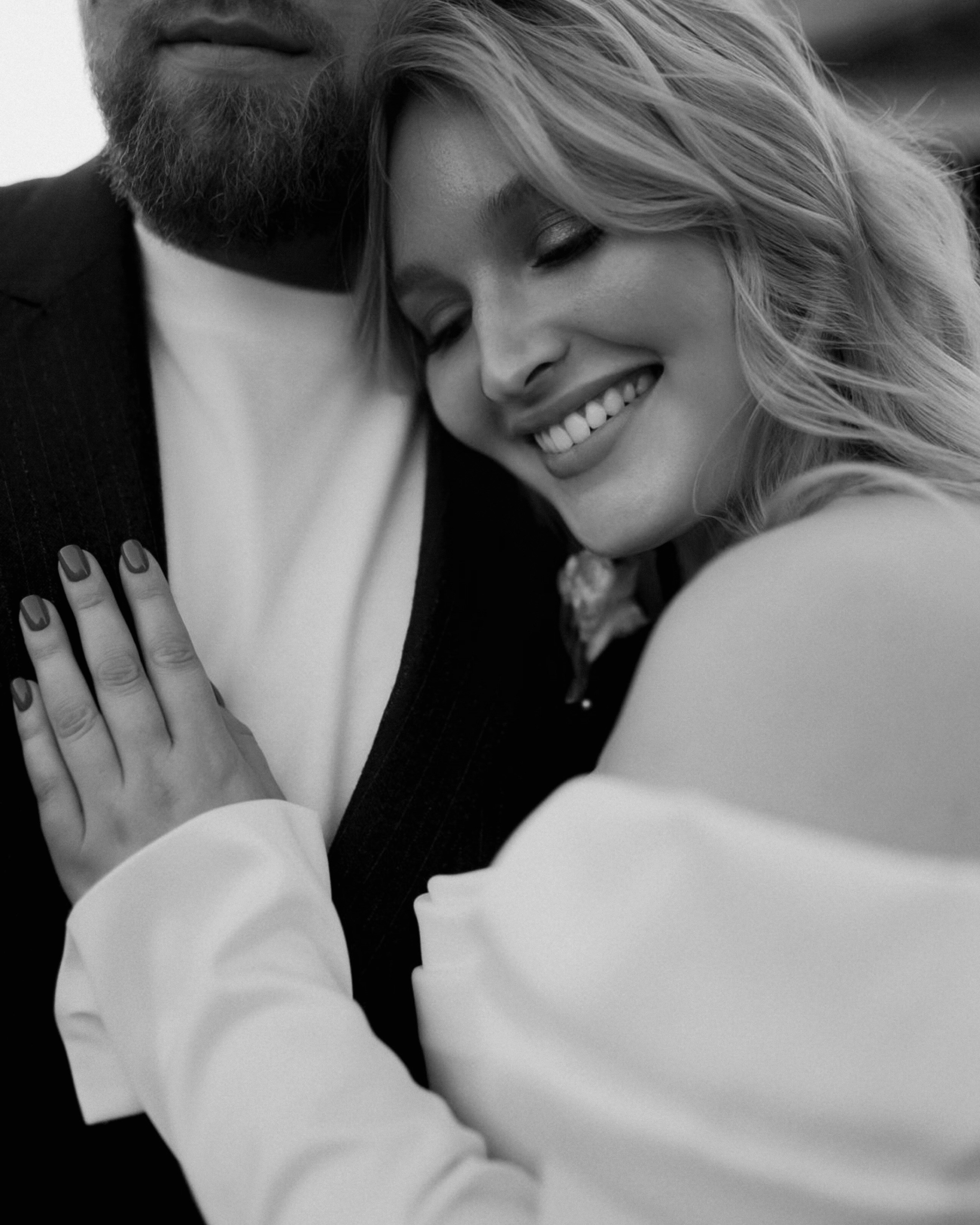 ···. Свадебный фотограф в Санкт-Петербурге Александра Чукавина