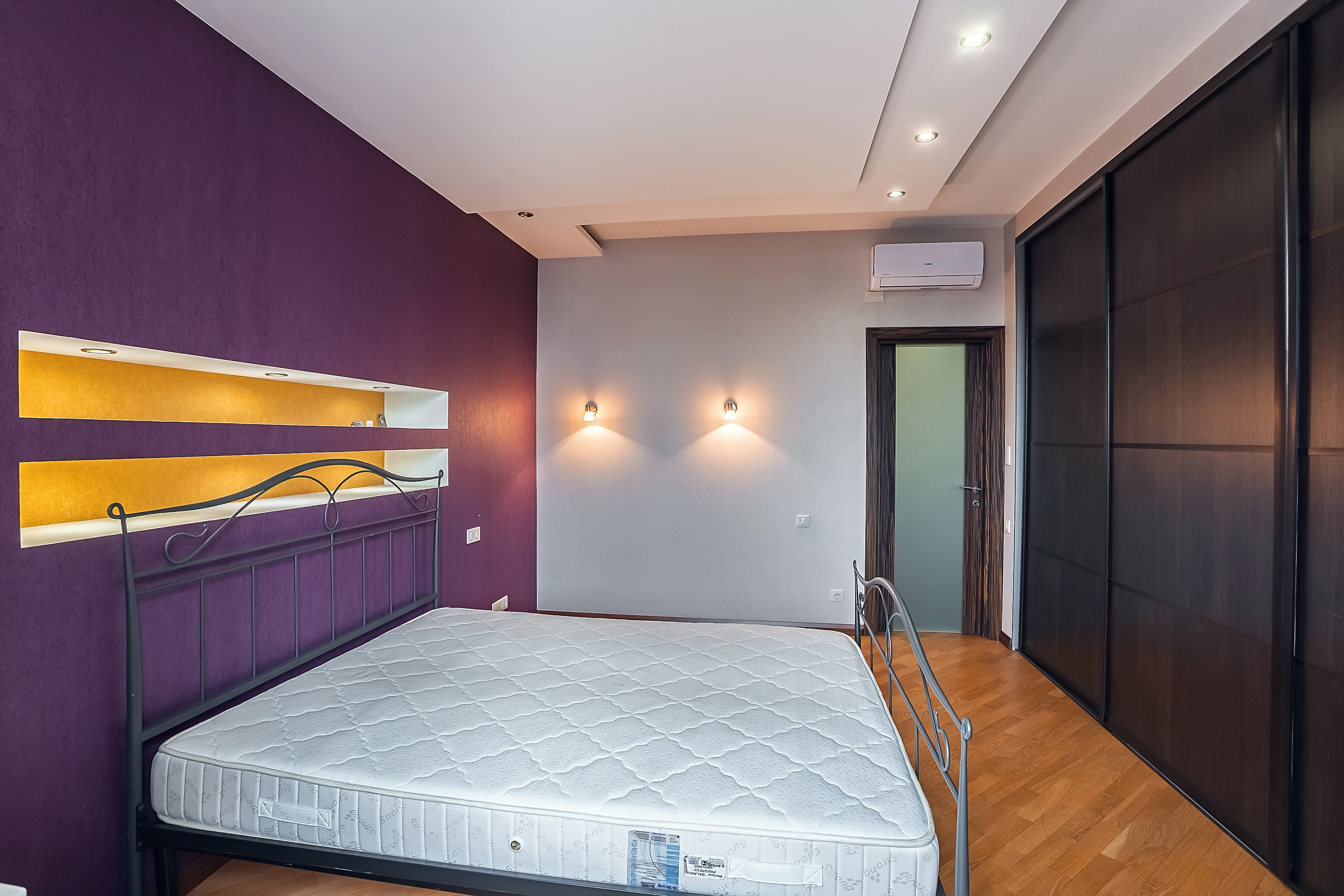 Двухкомнатная квартира. Свадебный и семейный фотограф Ворожейкин Олег. Фотографирую во Владиво