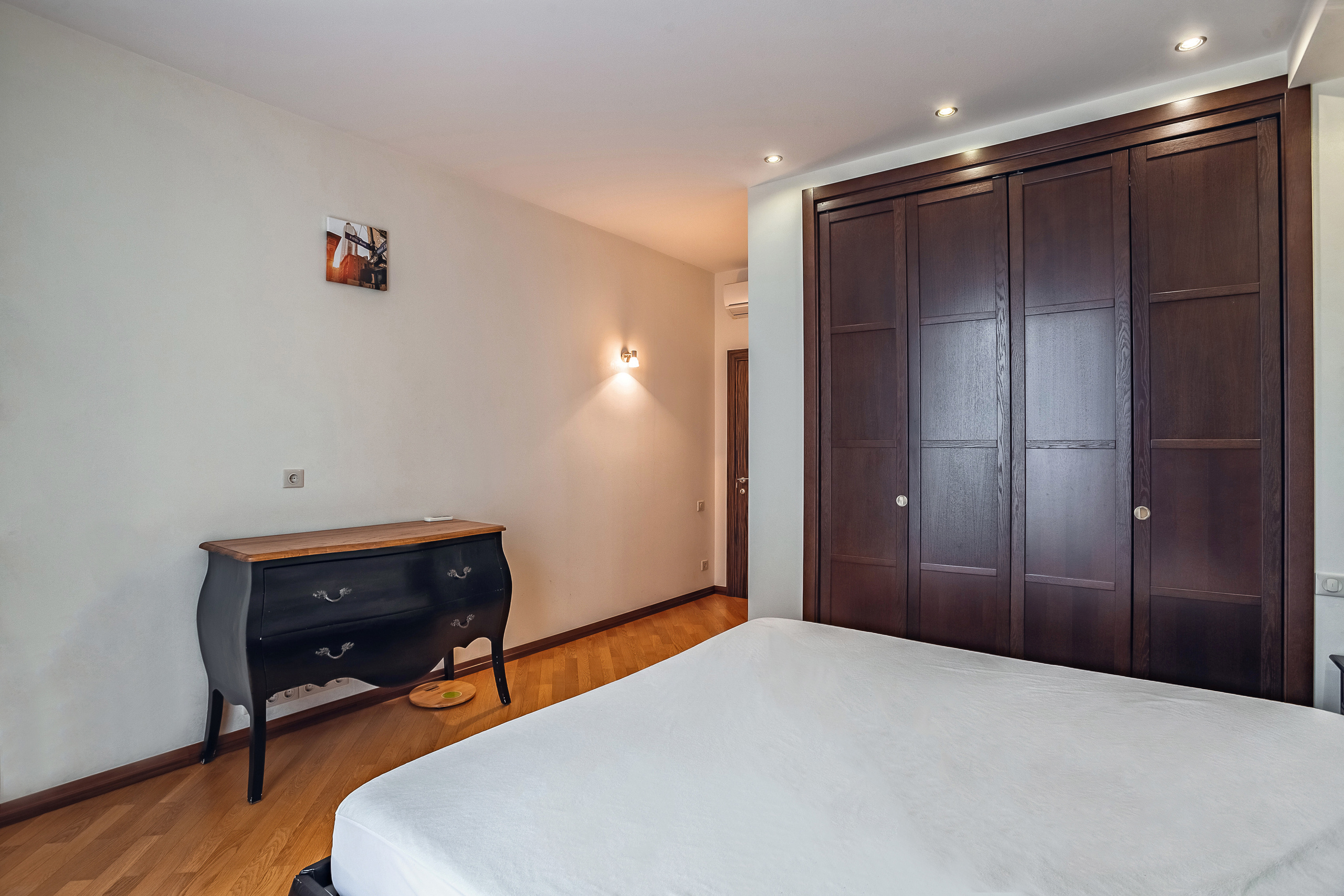 Двухкомнатная квартира. Свадебный и семейный фотограф Ворожейкин Олег. Фотографирую во Владиво