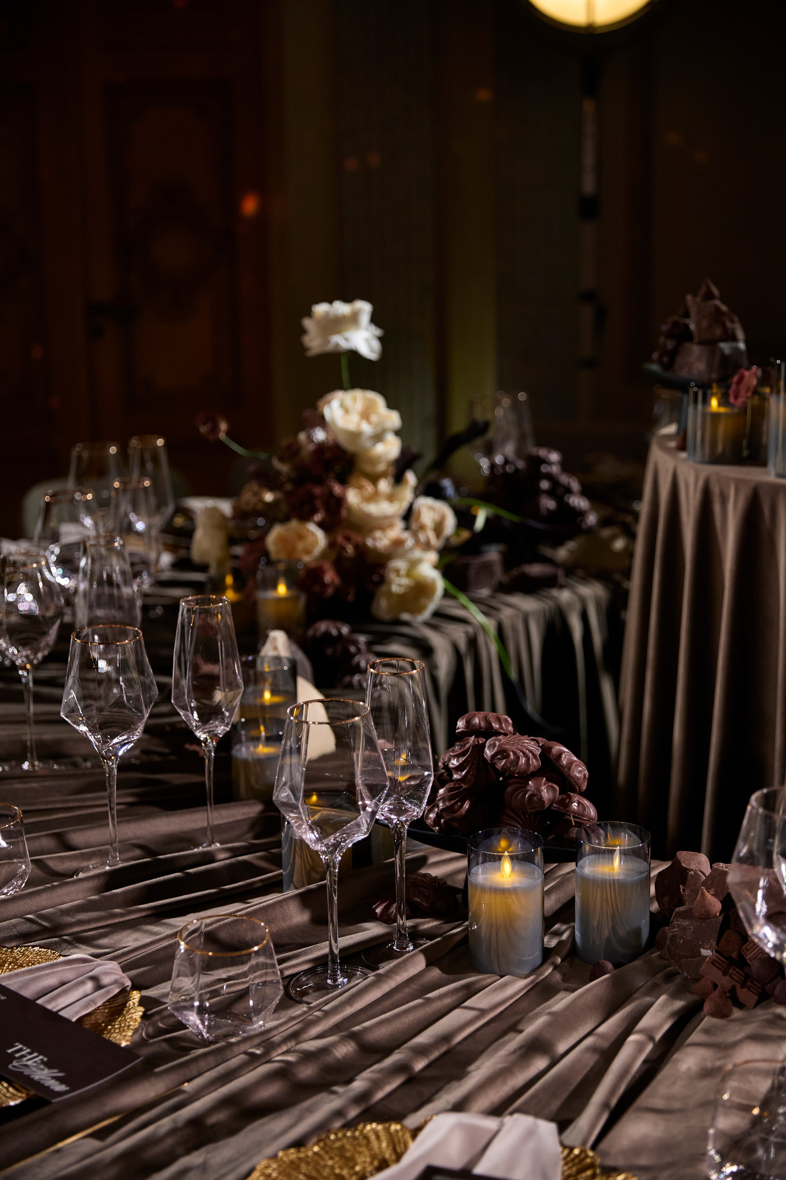 Особняк Ермолинского. Свадебный фотограф Анастасия Казакова