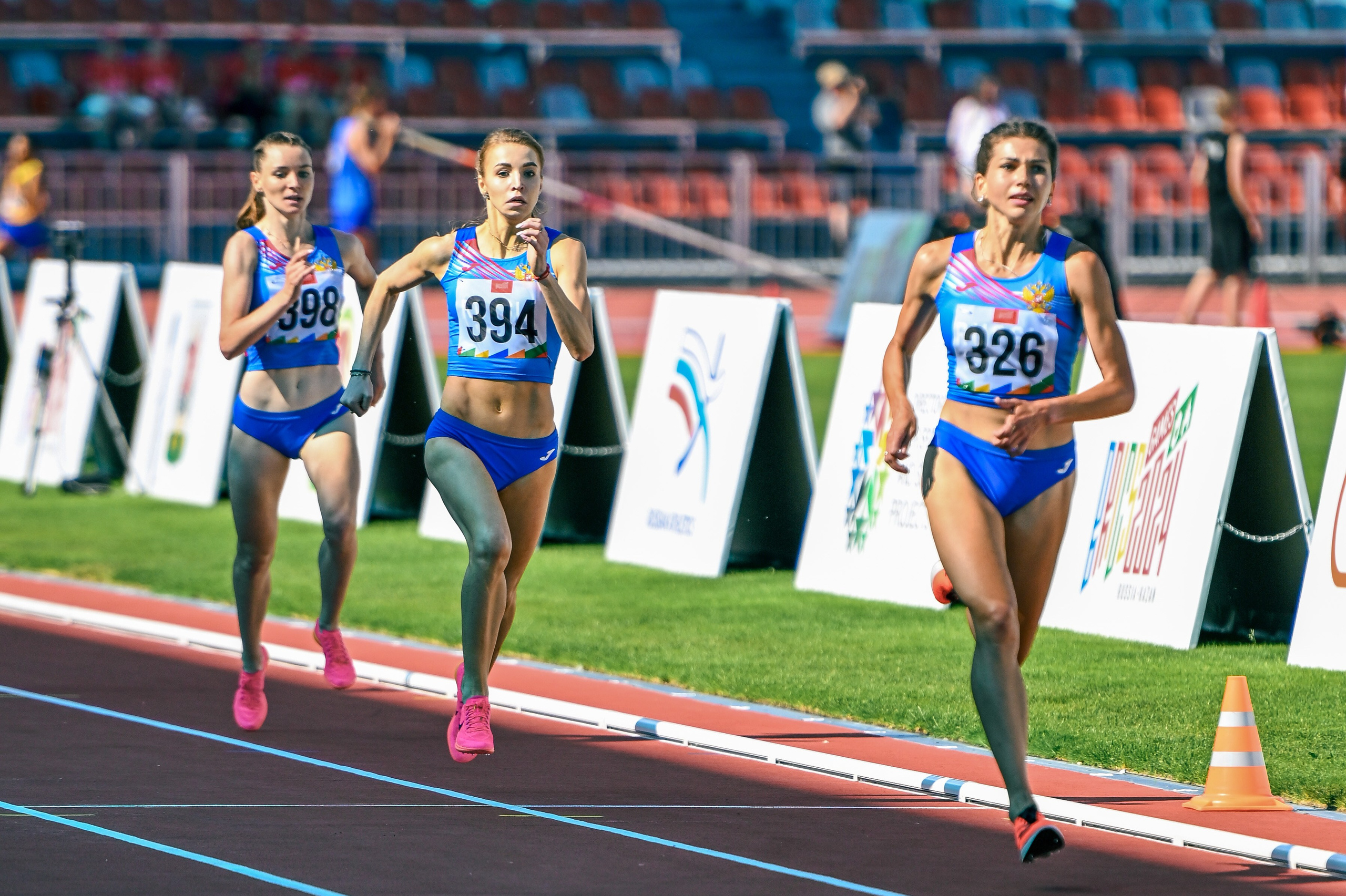 Легкая атлетика «Спортивные игры стран БРИКС». Спортивный и репортажный фотограф в Казани Вячеслав Сатонин