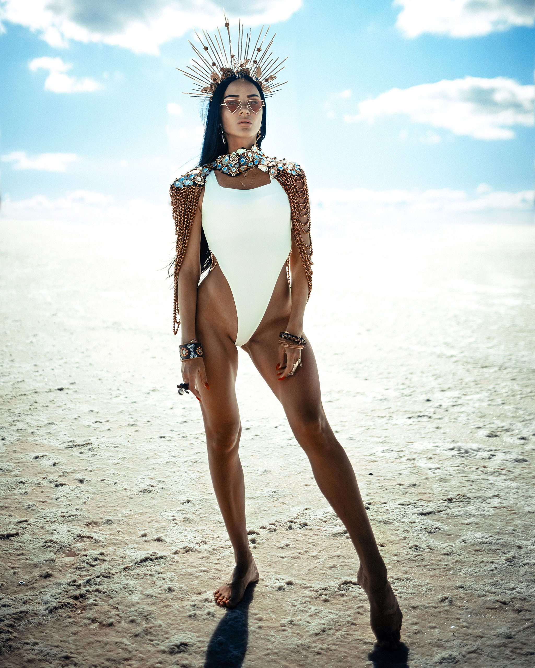 Burning man девушка в полный рост