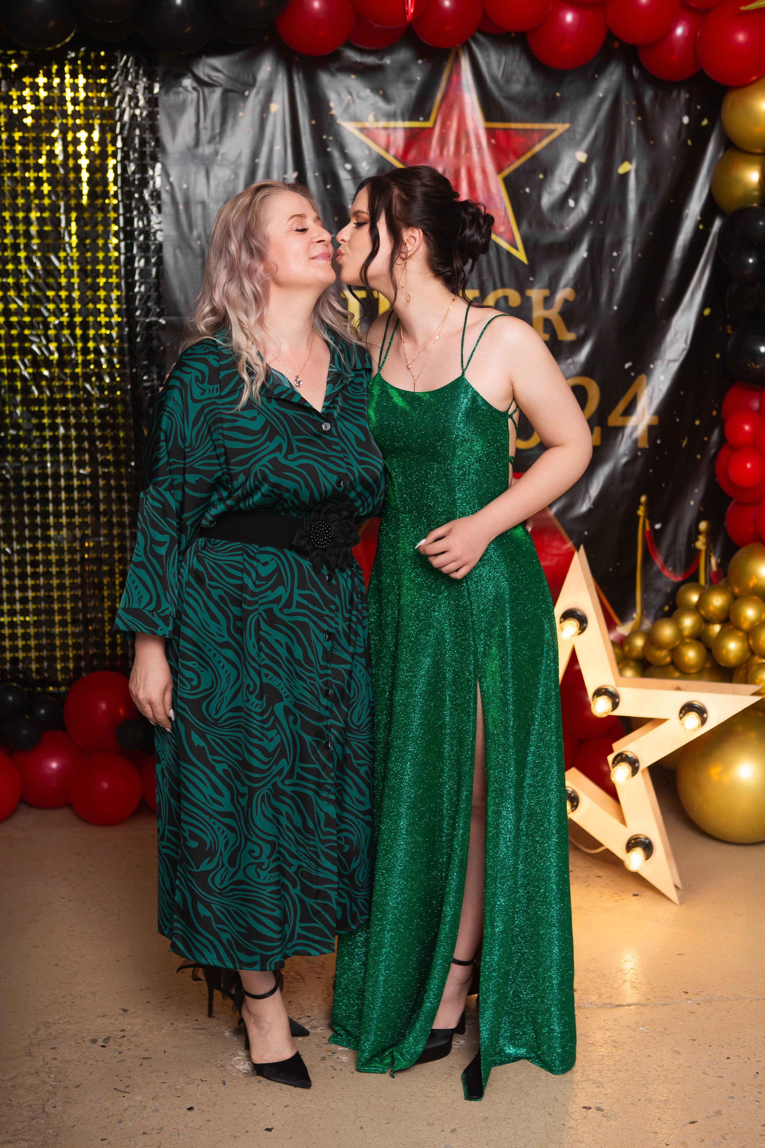 ФОТОСЕССИЯ С РОДИТЕЛЯМИ «ВЫПУСКНОЙ» 2024 г. 9 ШКОЛА г. МЦЕНСК. ТВОЙ АЛЬБОМ / ТВОИ ПРАВИЛА