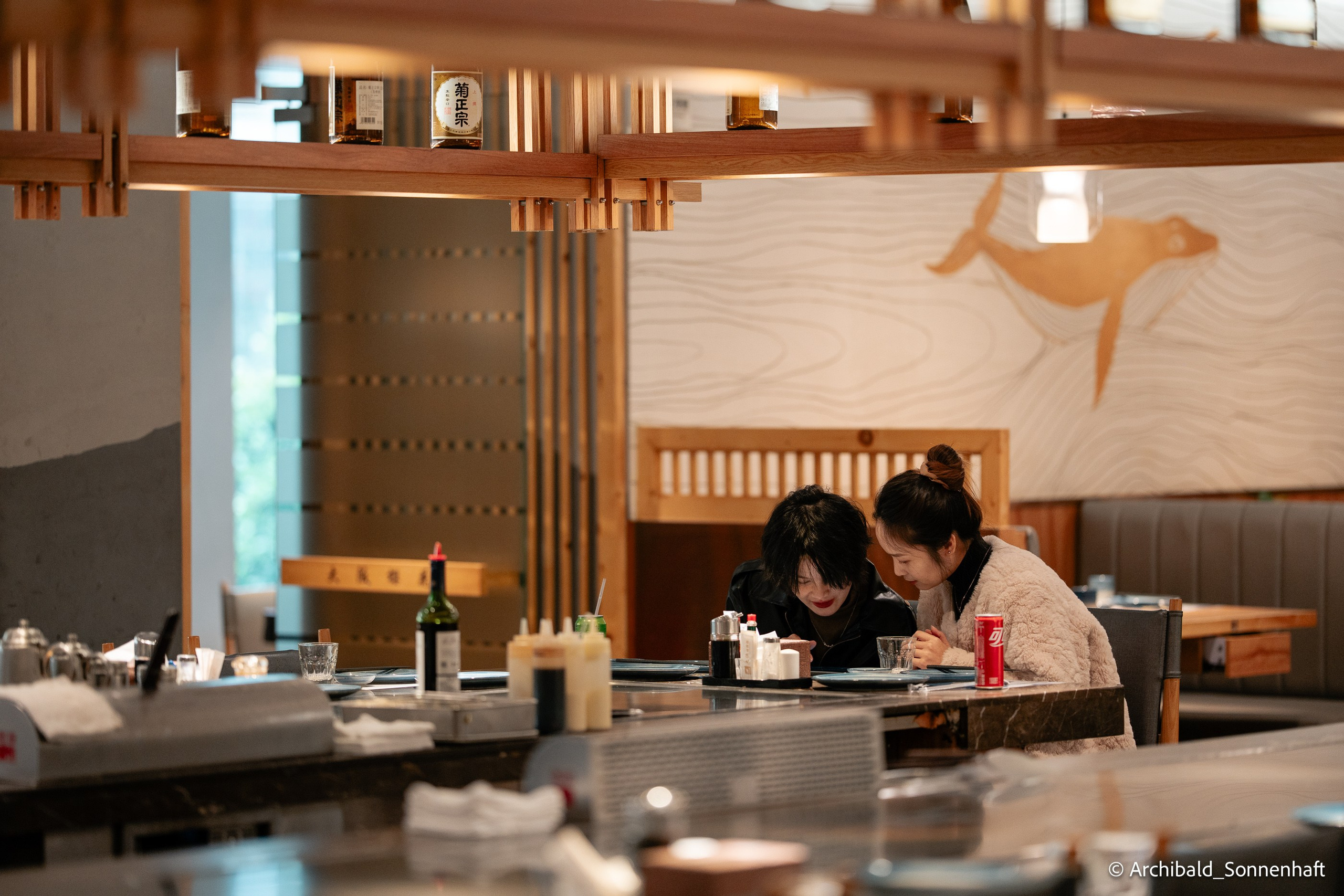 Cat, squirrel, japanese food and stand-up. Photographer in Guangzhou, China. Archibald Sonnenhaft