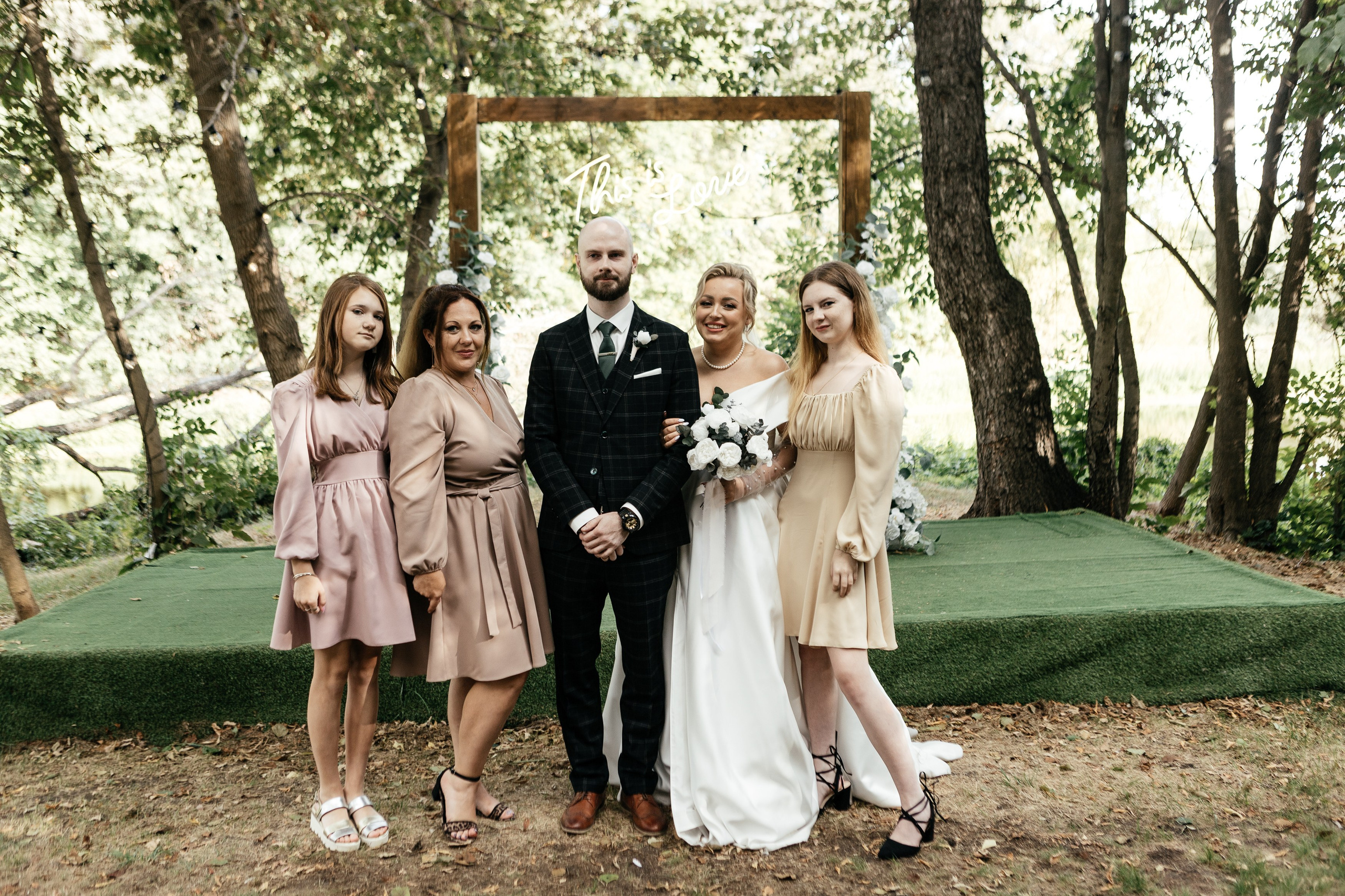 Свадебный фотограф Уфа — Руслан ГабдлисламовЖивые эмоции, красивые кадры, воспоминания на всю жизнь.Работаю по всей Республике Башкортоста. Свадебный фотограф Уфа Руслан Габдлисламов