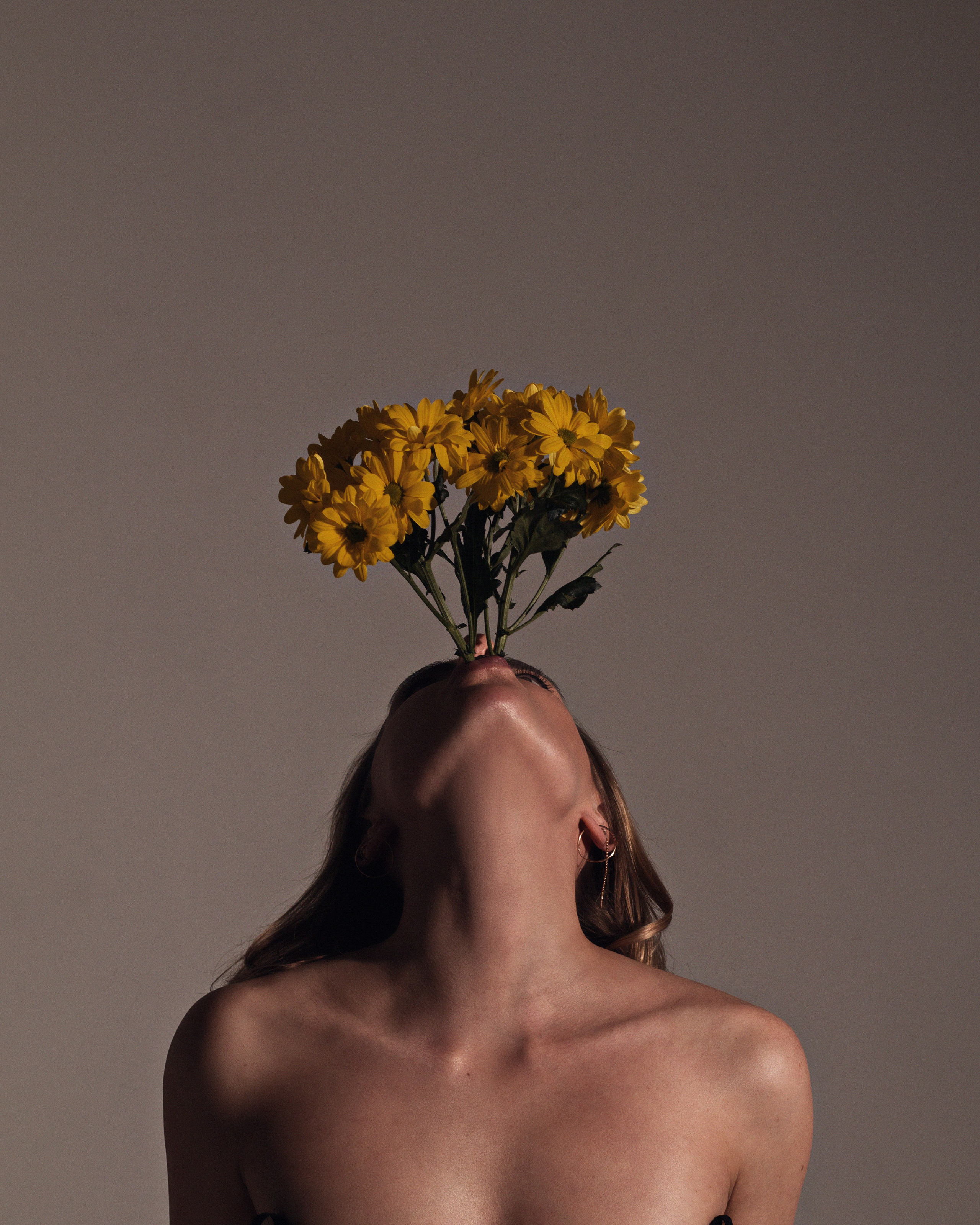 Женская фотосессия в фотостудии. Профессиональный фотограф в Москве