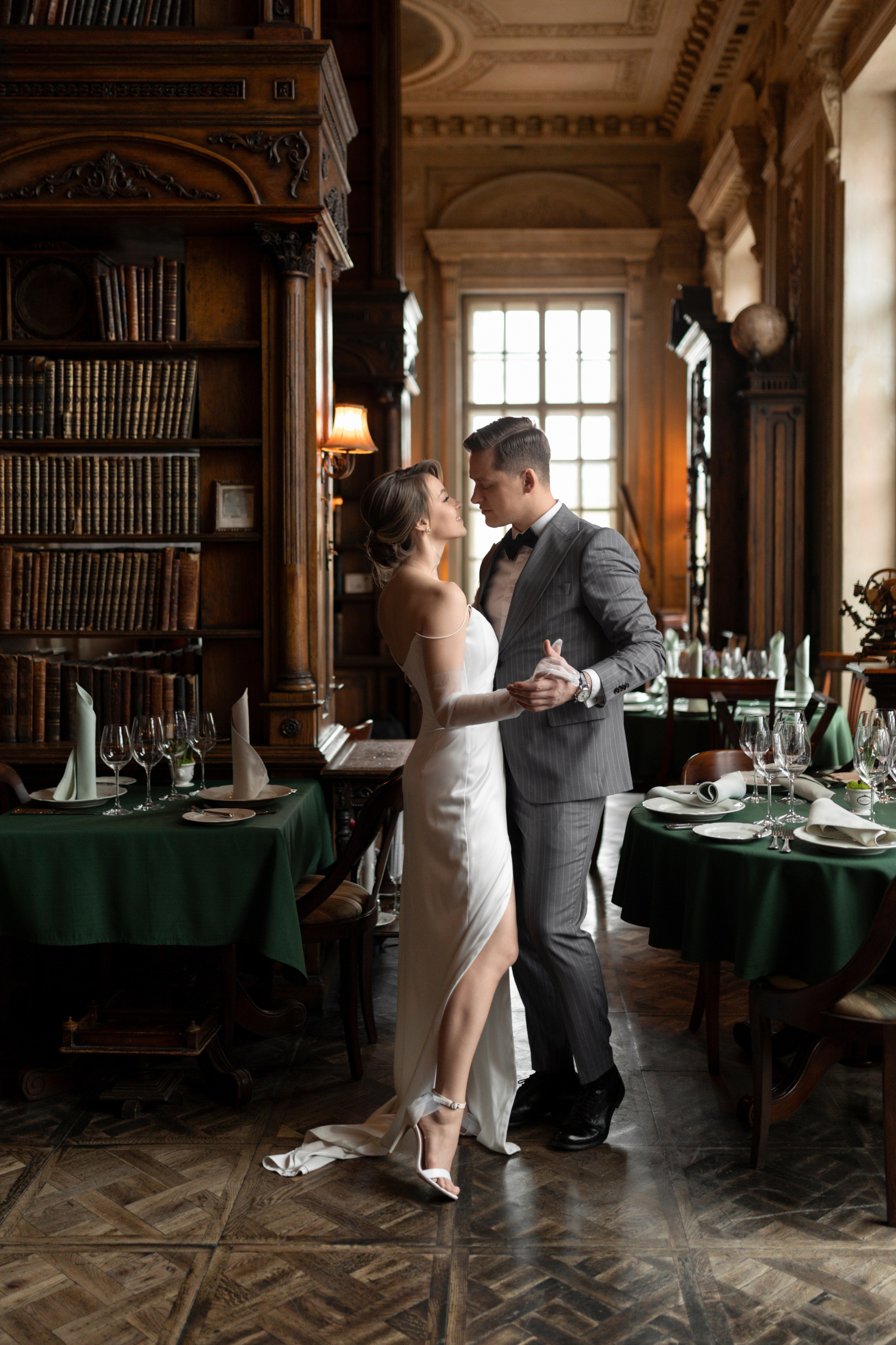 Кафе «Пушкинъ». Свадебный фотограф в Москве и Зеленограде Оксана Загородняя