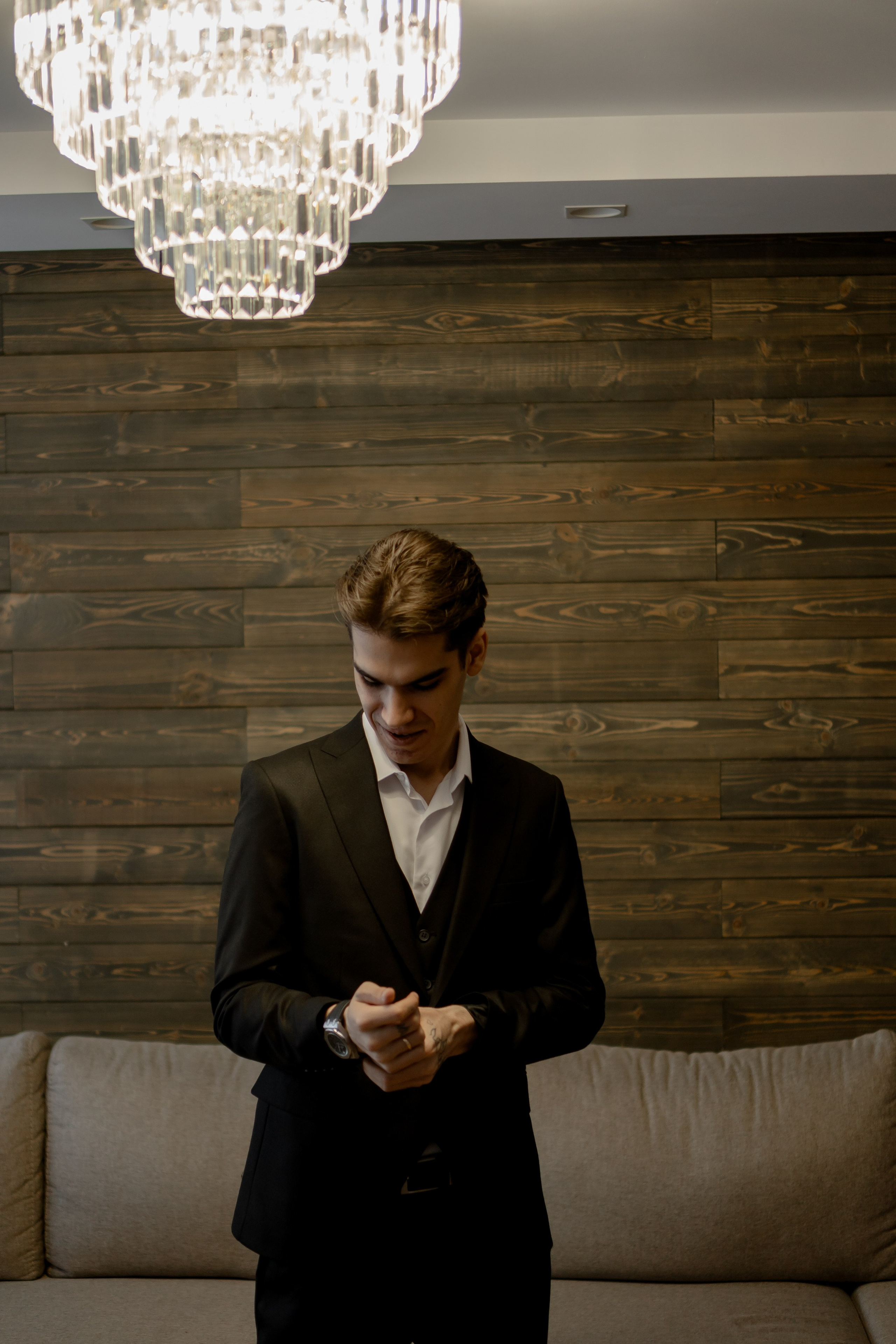 СВАДЕБНАЯ СЬЕМКА СБОРОВ В ОТЕЛЕ И ВЫЕЗД НА ЦЕРЕМОНИЮ (СНЯТО В СИБИРЕ В НИЖНЕВАРТОВСКЕ). Профессиональный фотограф, Санкт-Петербург — Виктория Богомолова