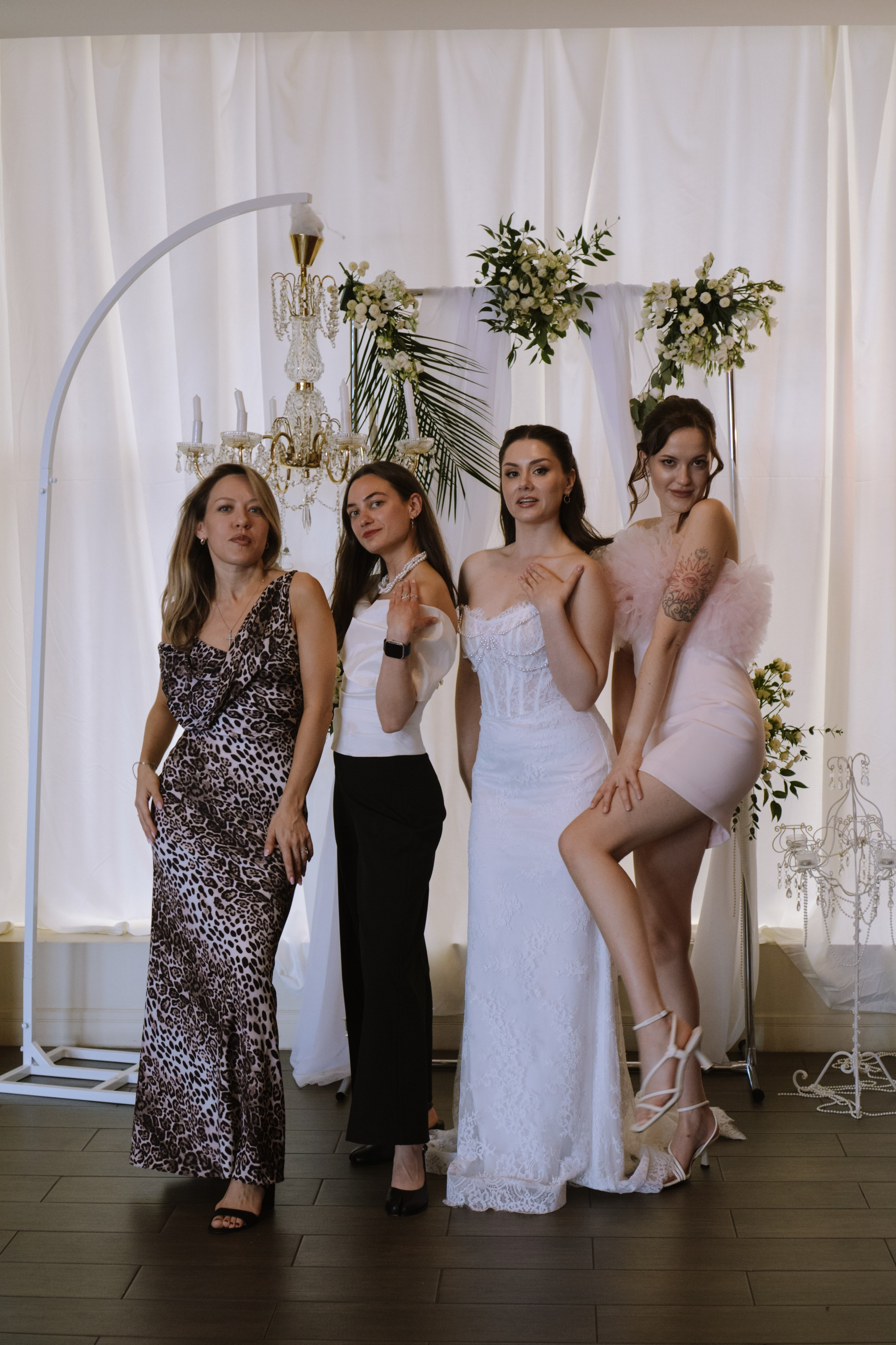 СВАДЕБНЫЙ БАНКЕТ НА ВЛАДИМИРСКОЙ В САНКТ-ПЕТЕРБУРГЕ (КАМЕРНАЯ СВАДЬБА). Профессиональный фотограф, Санкт-Петербург — Виктория Богомолова