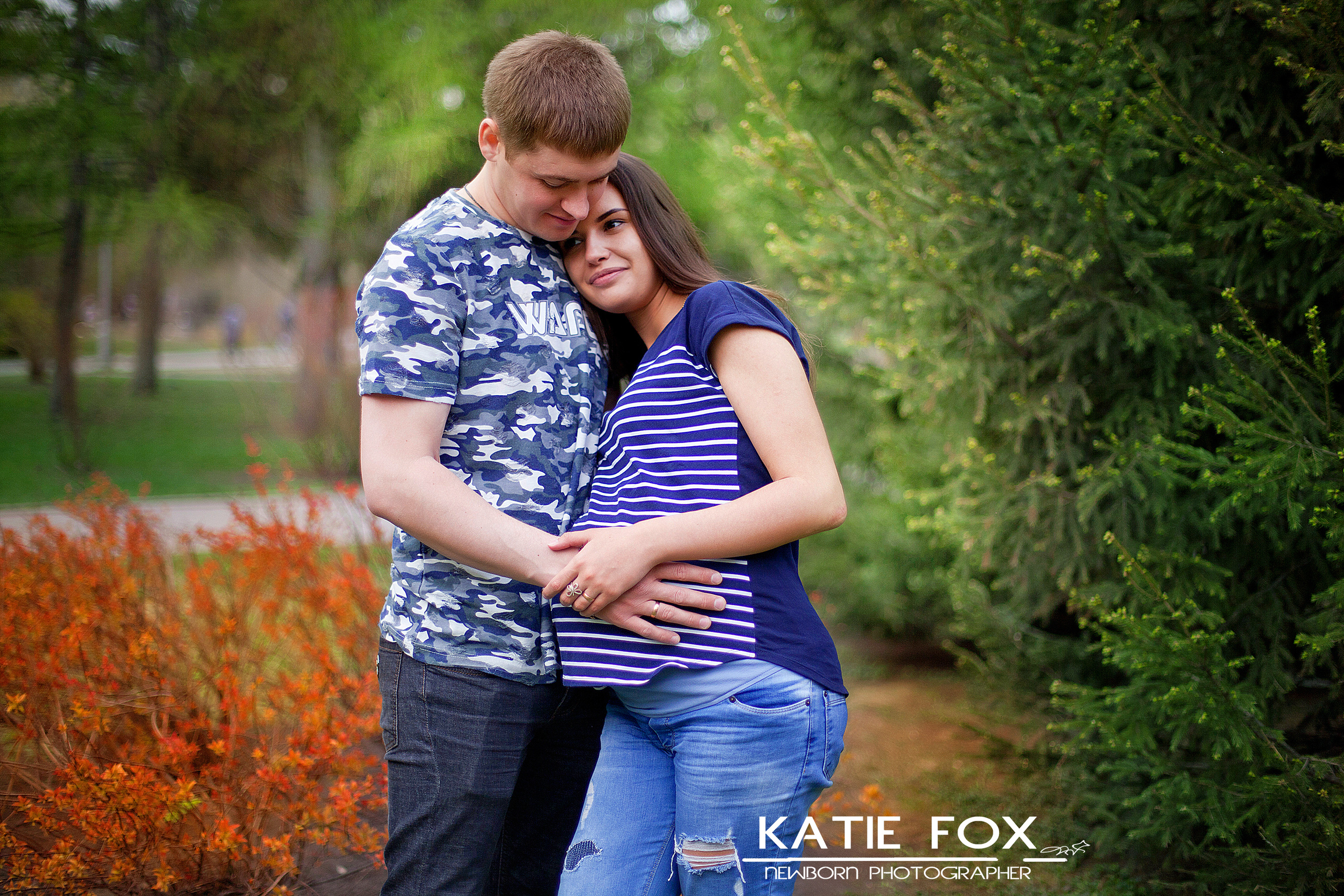 Уличная беременная съемка 26−36 недель. Фотограф новорожденных и детей до года в Новосибирске Ka