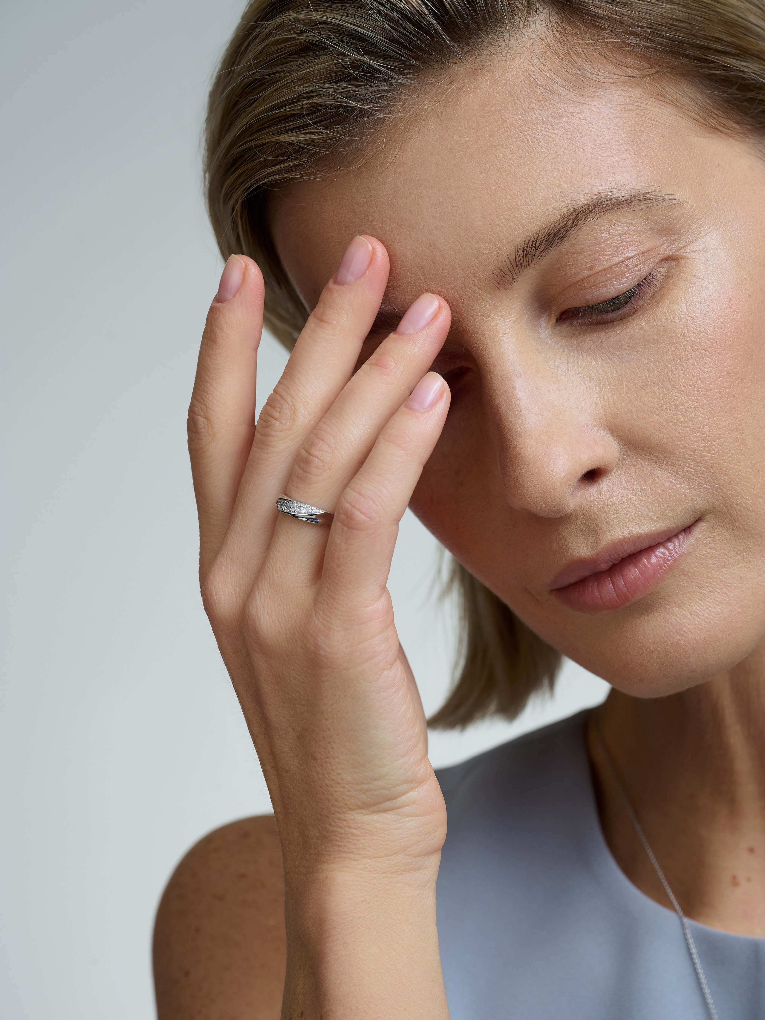 Каталог для бренда AllTime. Фотограф для брендов в Москве Ксения Чупрунова