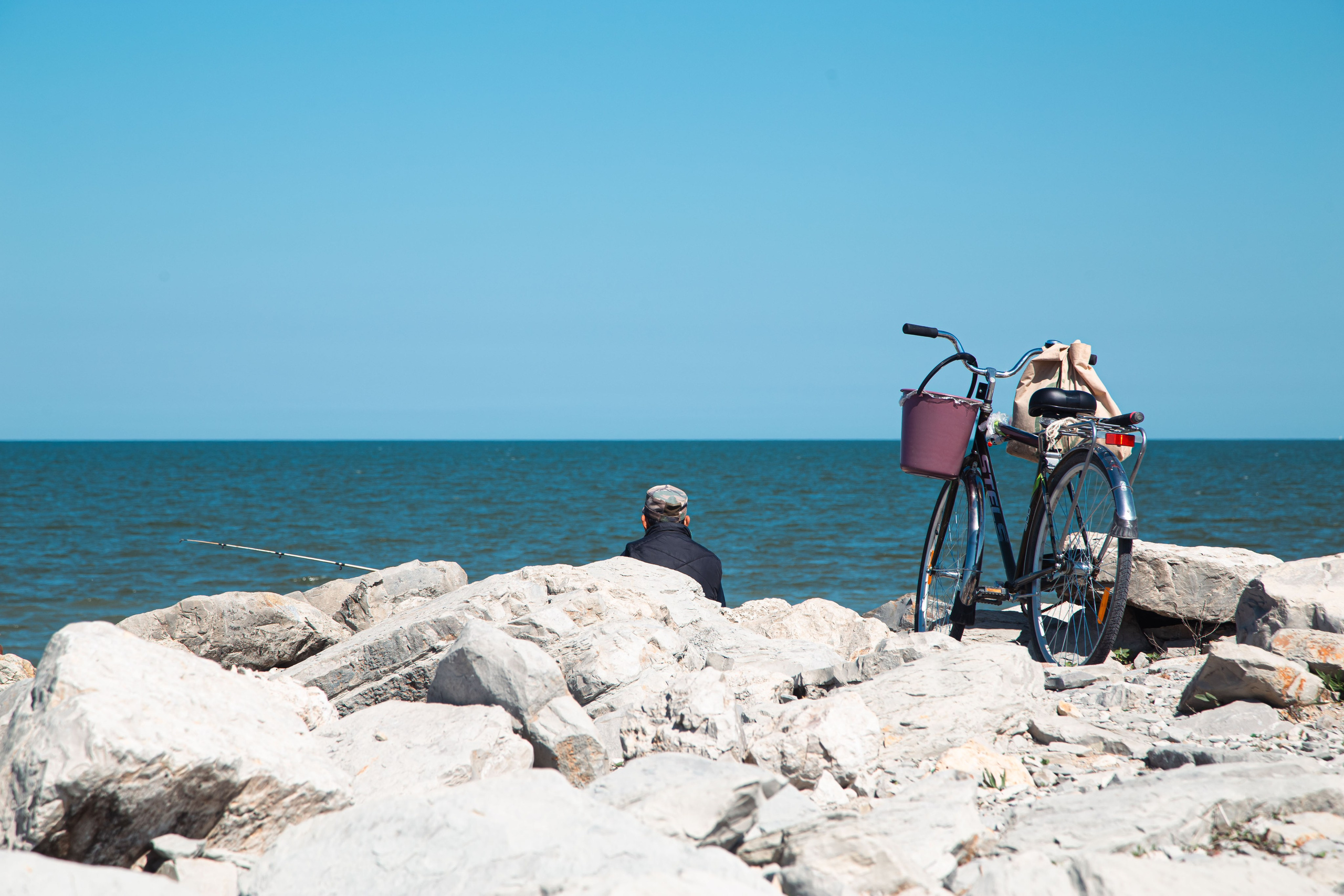 Рыбак и море. Dmitriy [KCCC] is a pretty cool photographer