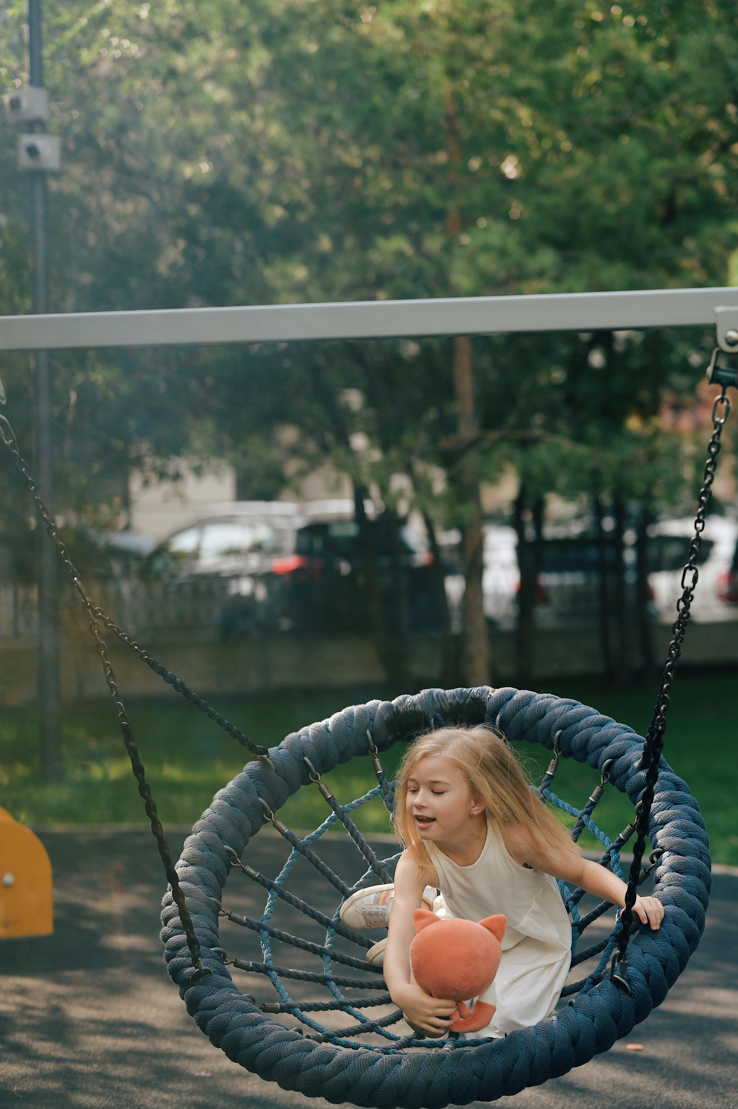 «Дочки матери». Выпускные альбомы в современном стиле | Казань