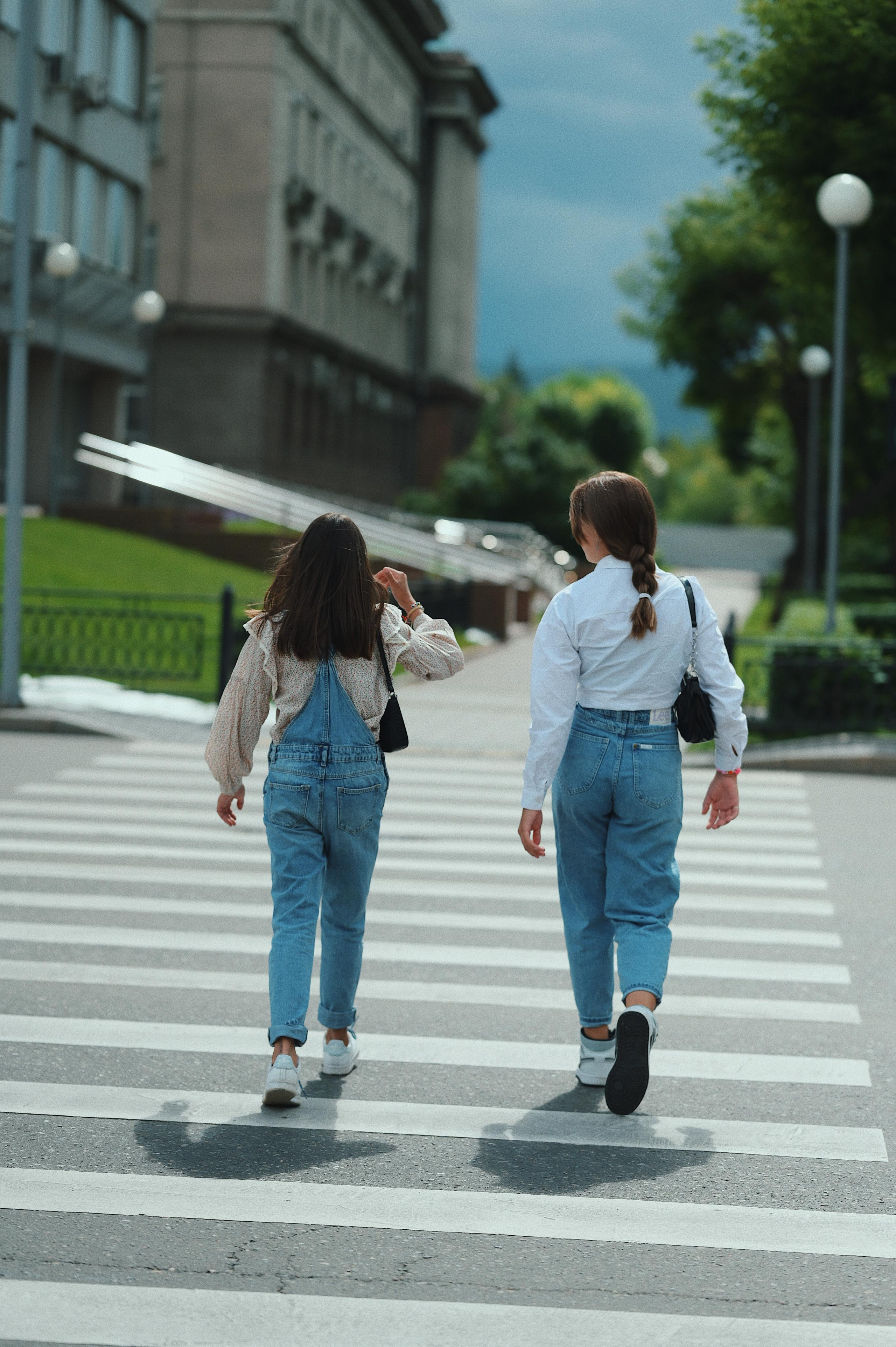Подружки. Выпускные альбомы в современном стиле | Казань