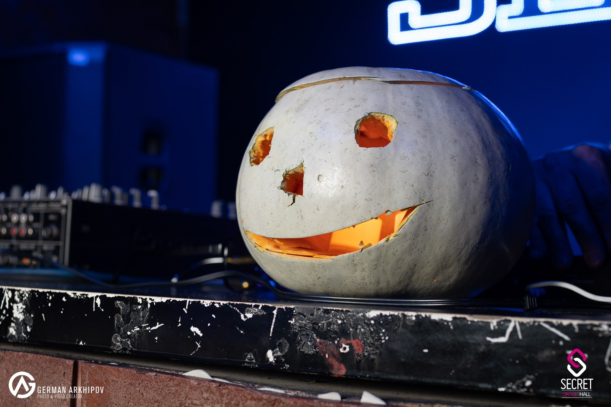 #don"t_stop_dancing — Secret Dance Hall